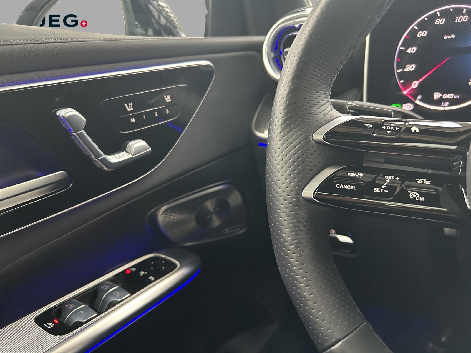 MERCEDES-BENZ GLC Coupé 300 4Matic 9G-Tronic-image-12