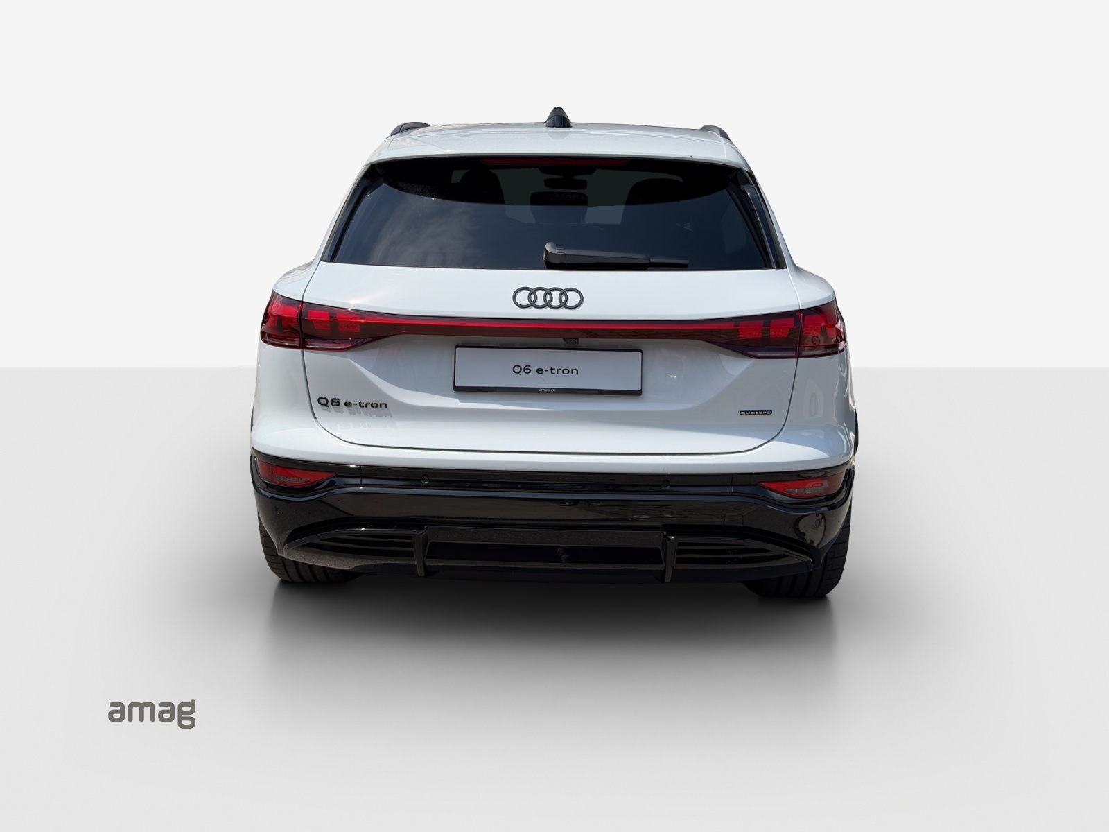 AUDI Q6 e-tron quattro-image-3
