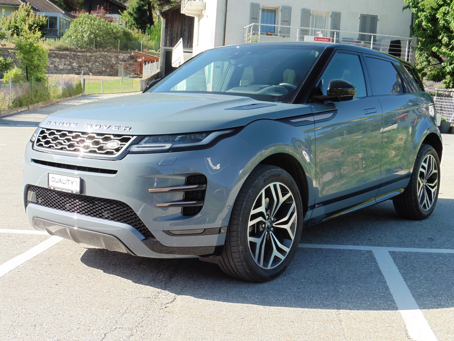 LAND ROVER Range Rover Evoque R-Dyn First Edi P 250 HSE AT9-image-3