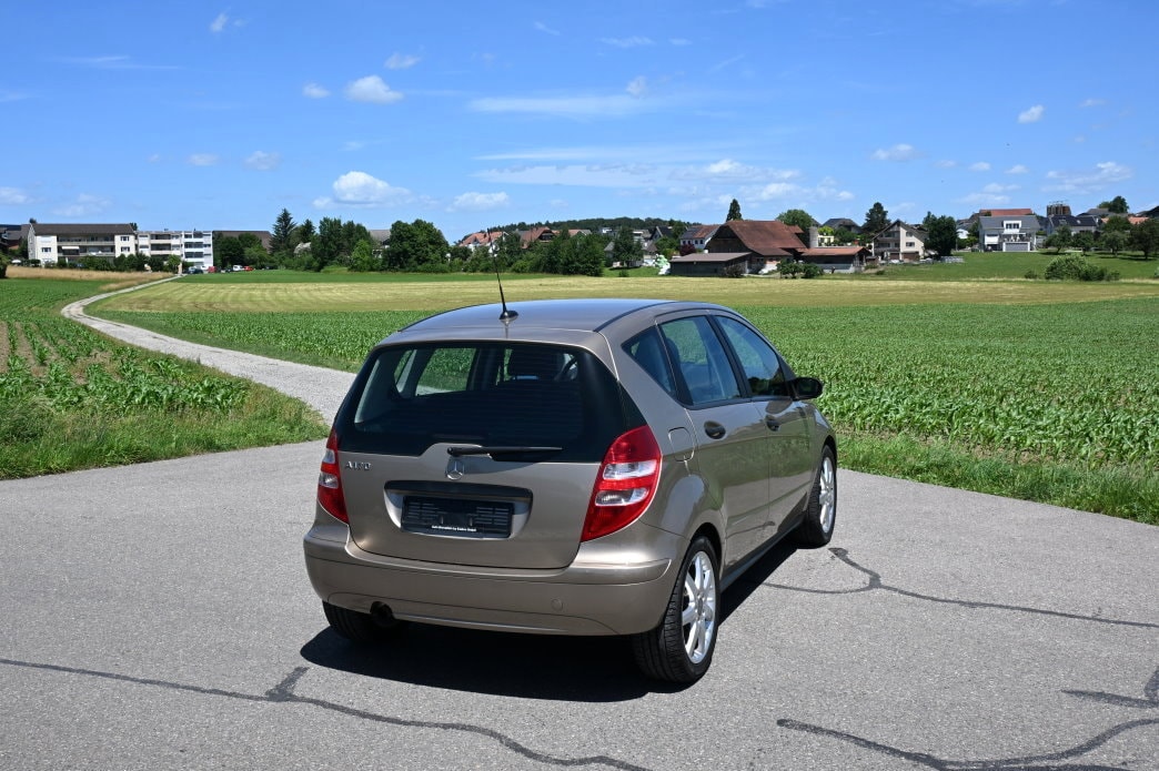 MERCEDES-BENZ A 170 Classic Automat-image-2