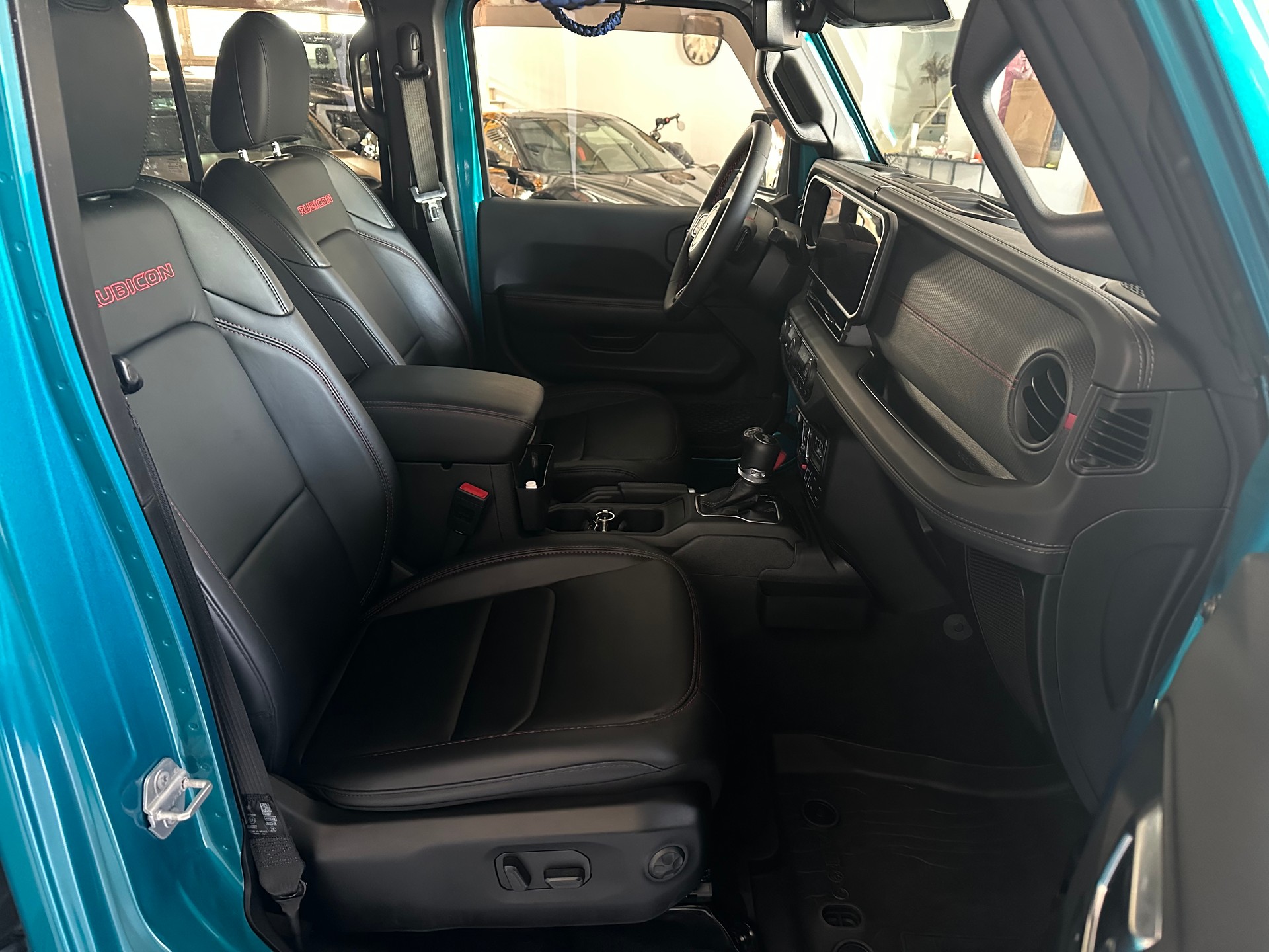 JEEP Wrangler 2.0 Unlimited Rubicon Automatic-image-4