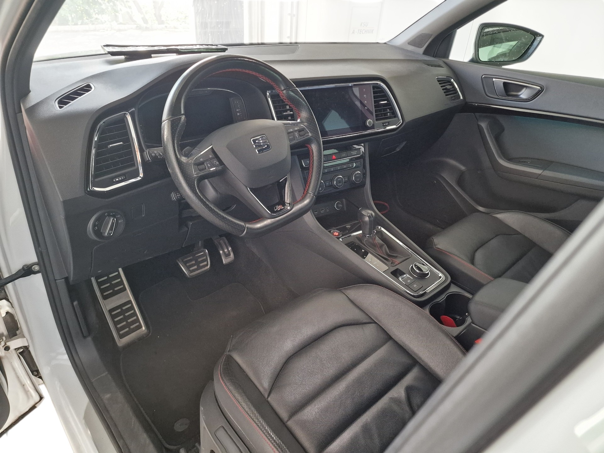 SEAT Ateca 2.0 TSI FR 4Drive DSG 24Mt Gara 8fach-image-8