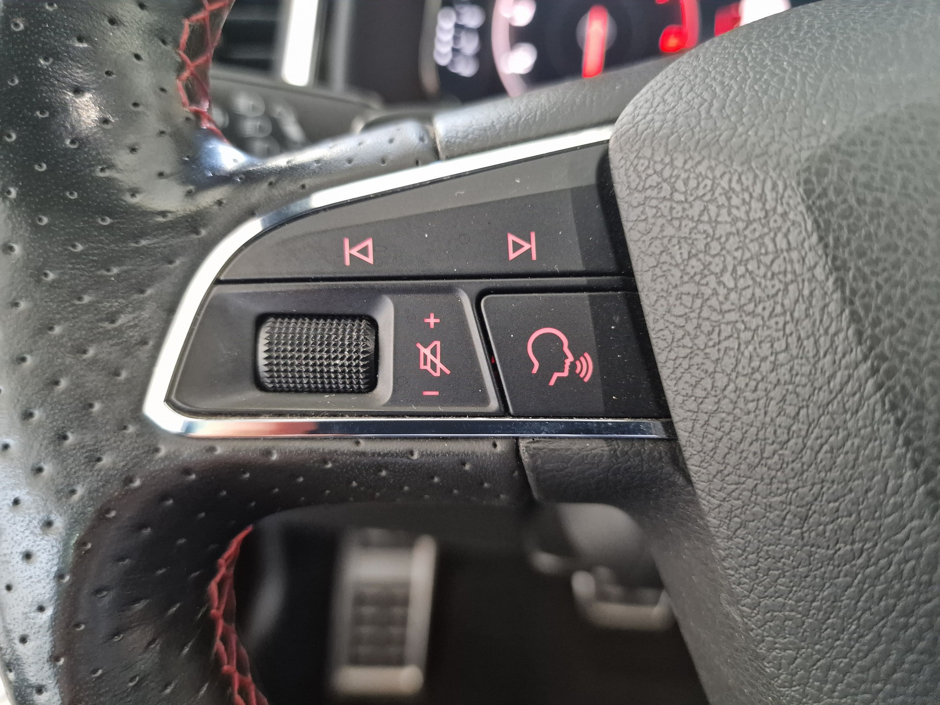 SEAT Ateca 2.0 TSI FR 4Drive DSG 24Mt Gara 8fach-image-16