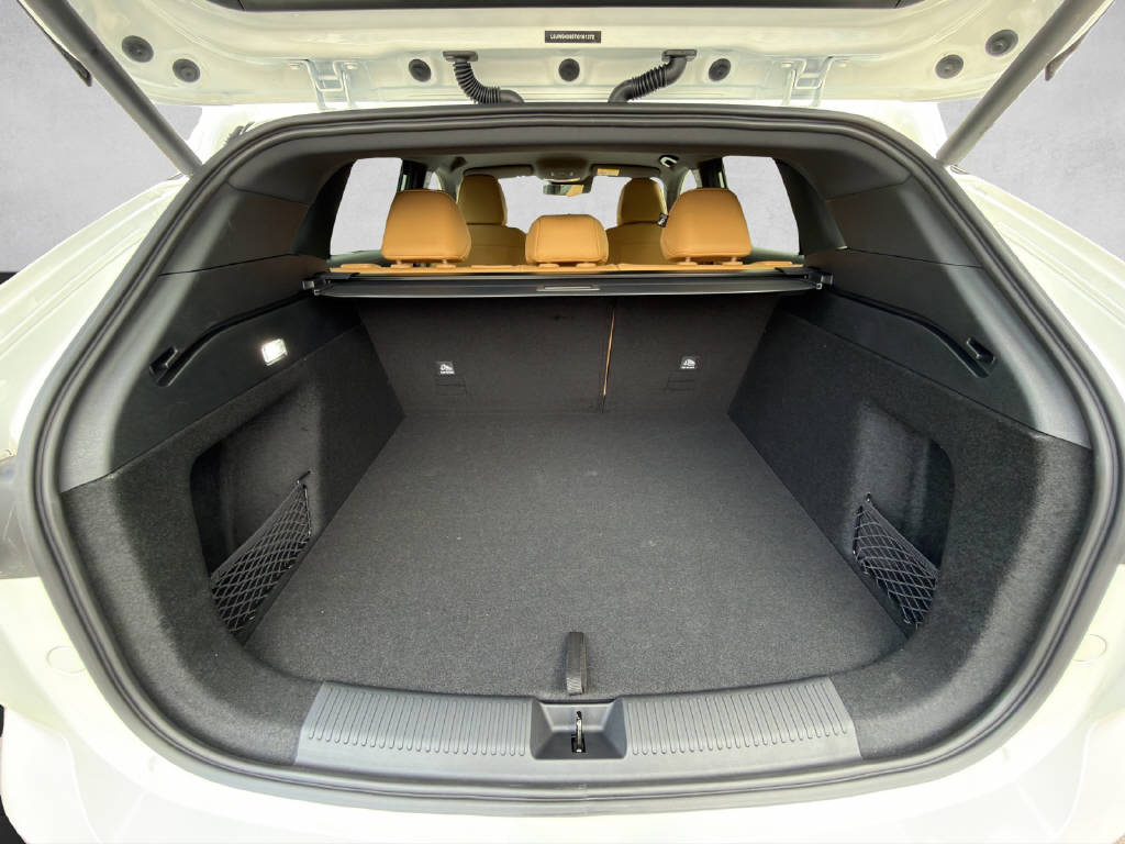 MG HS 1.5 Hybrid Luxury-image-5