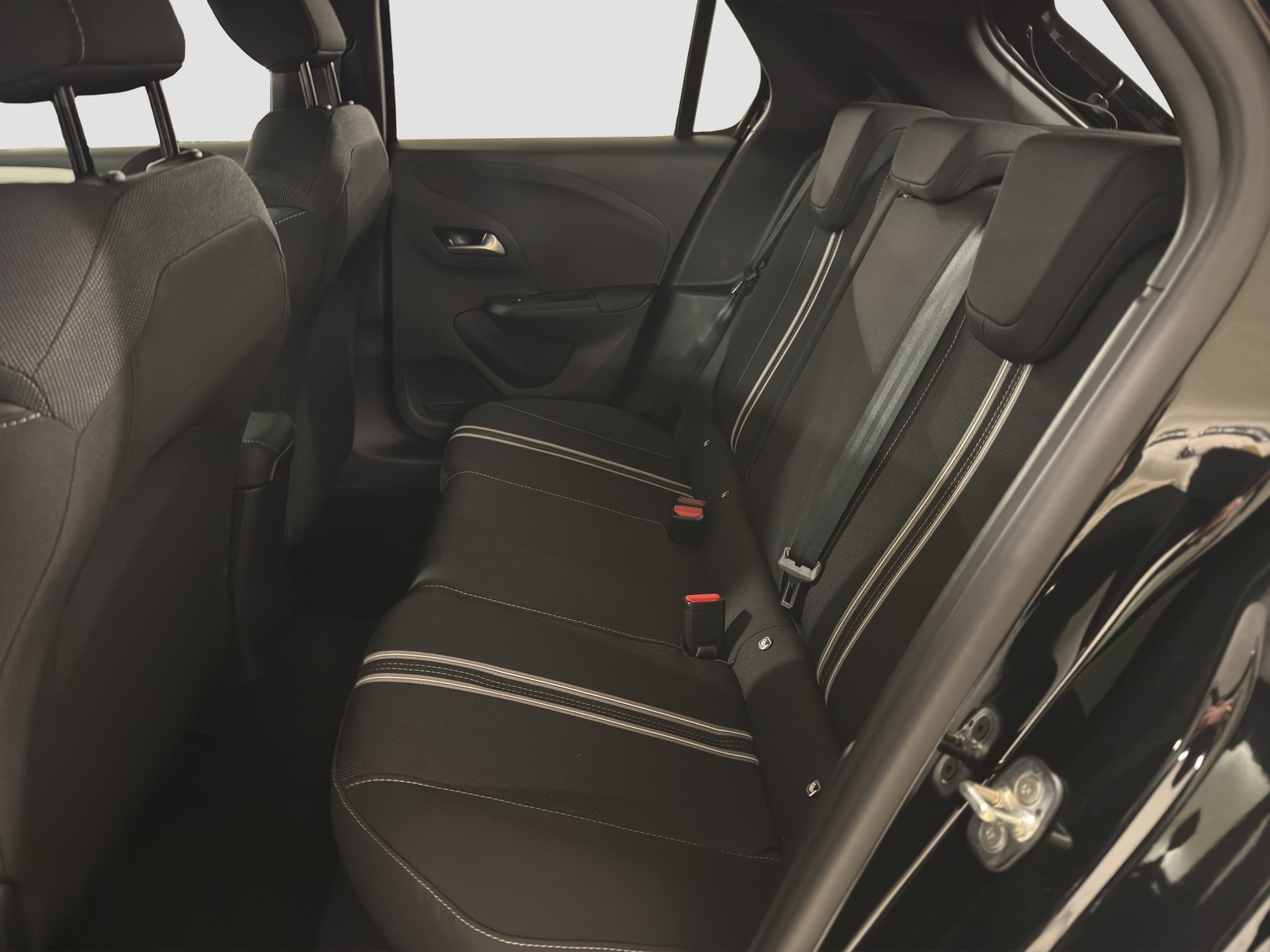 OPEL Corsa 1.2 T Hybrid Viva-image-11