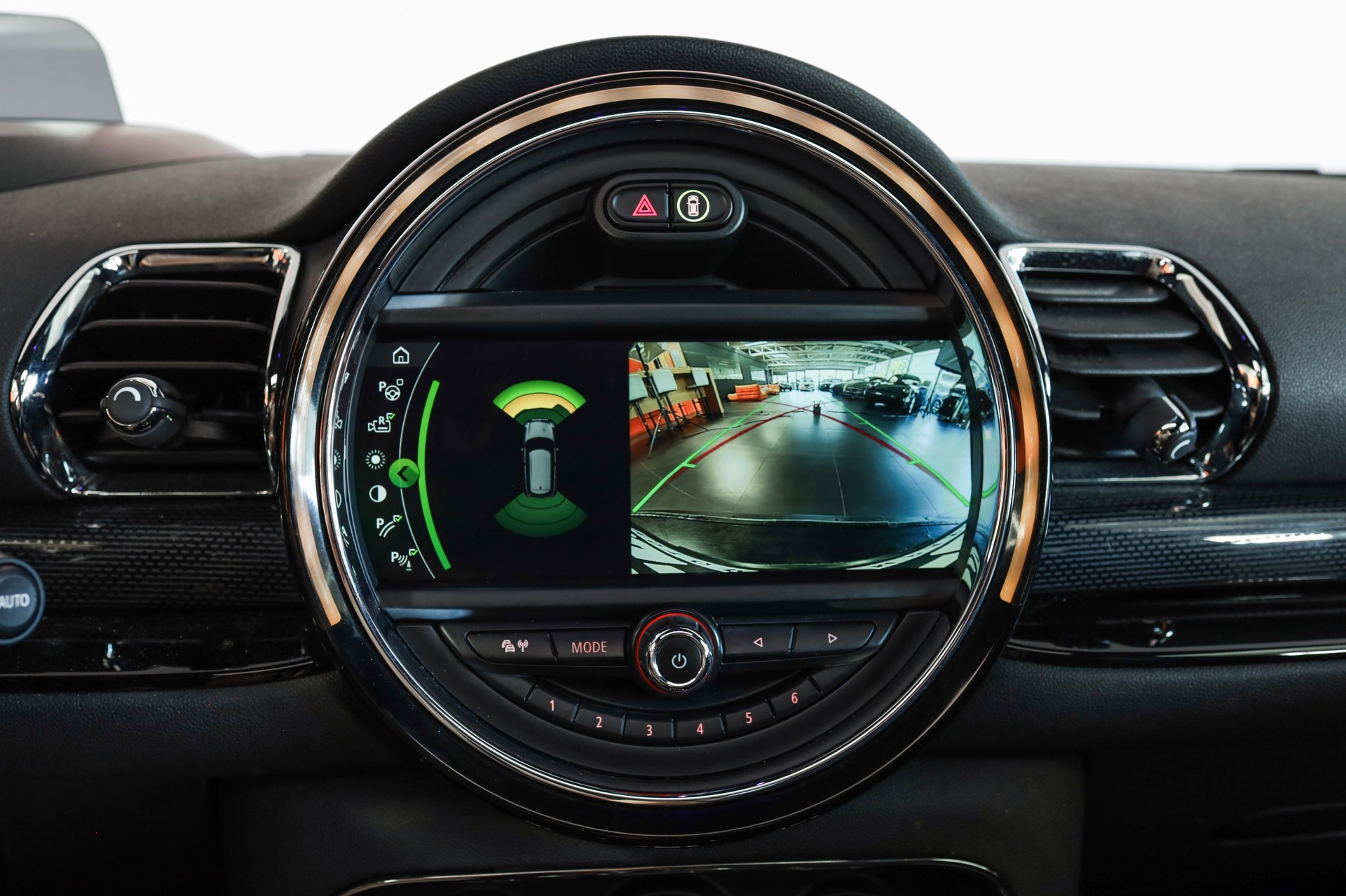 MINI Clubman Cooper John Cooper Works ALL4 Steptronic-image-18