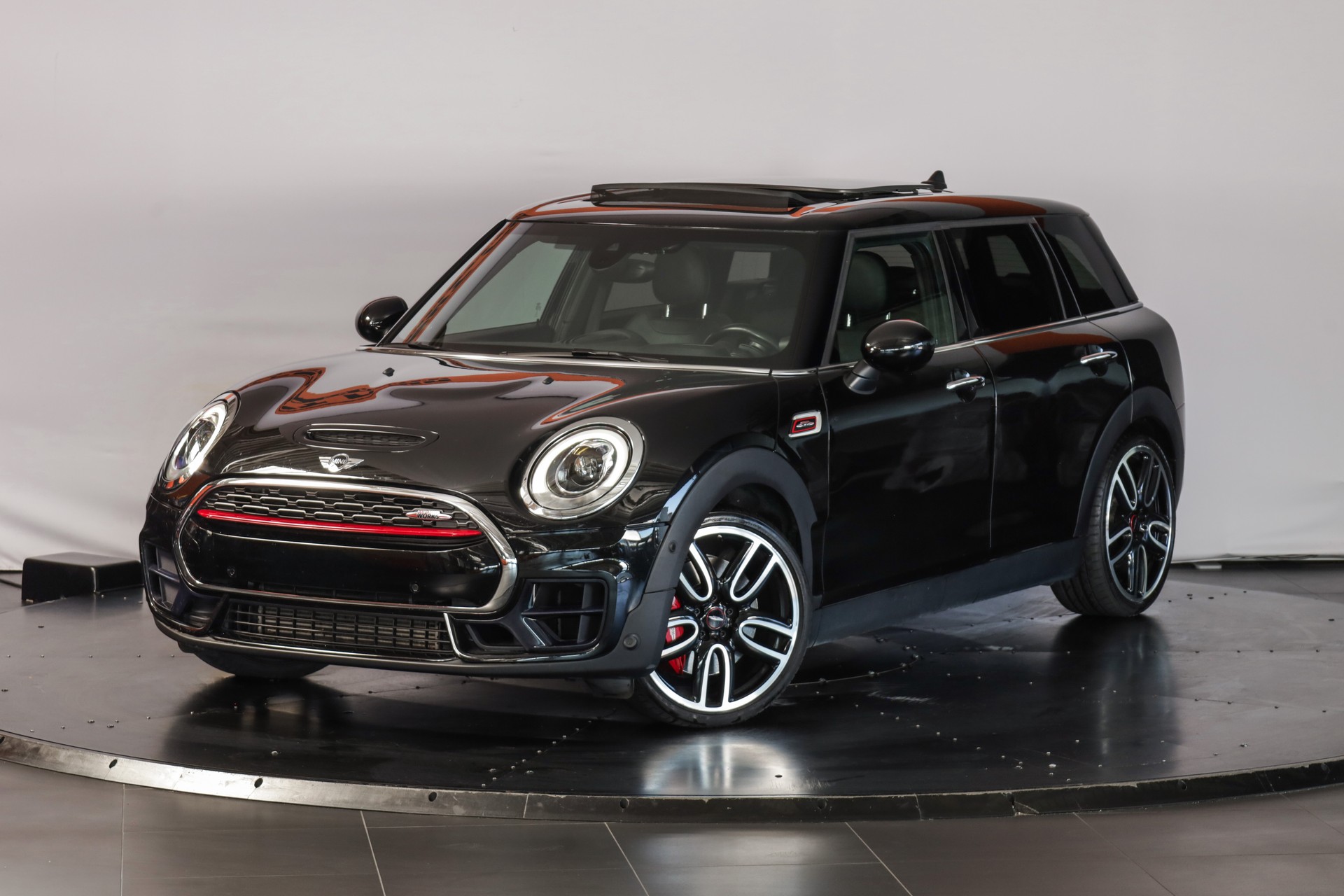 MINI Clubman Cooper John Cooper Works ALL4 Steptronic-image-5