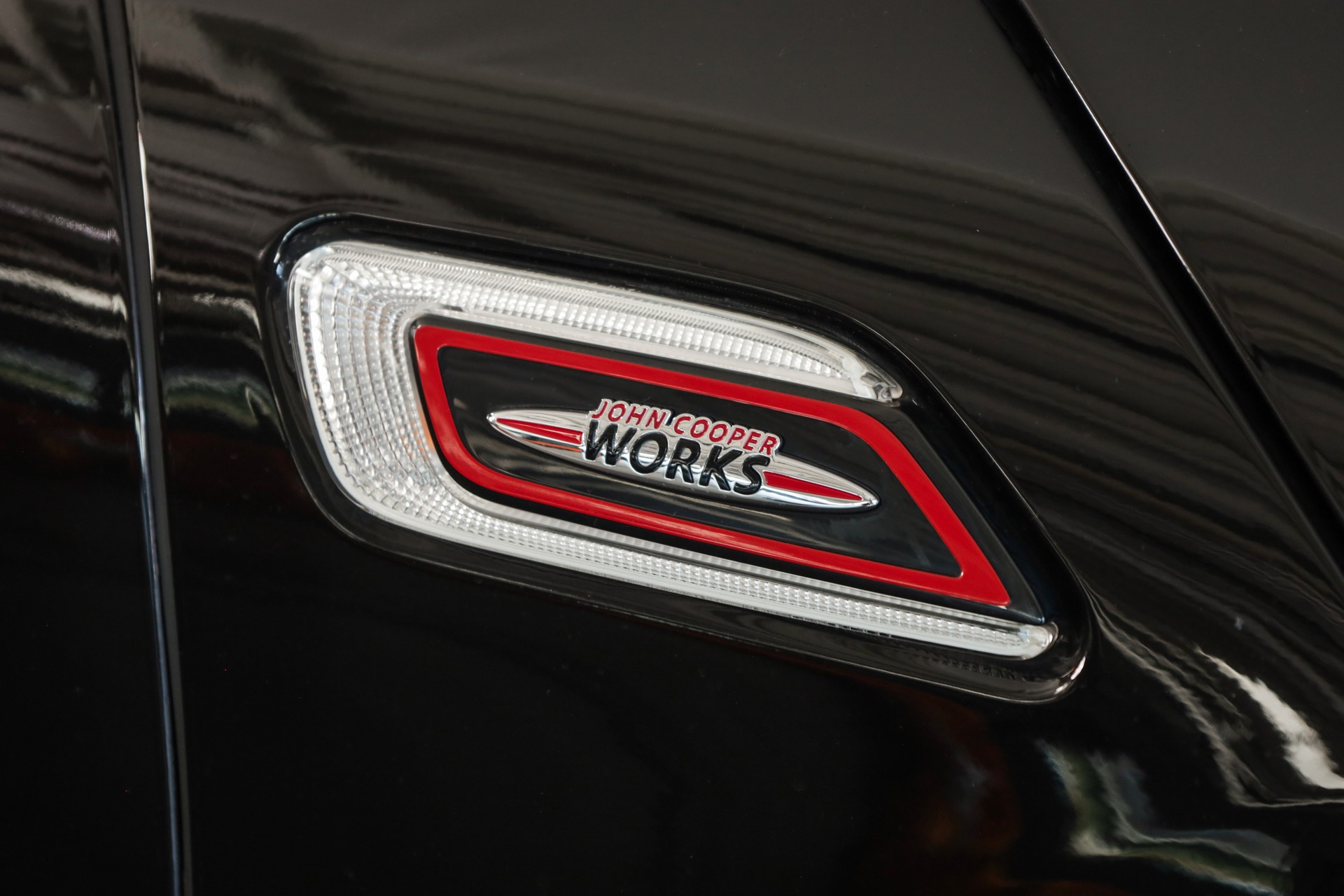 MINI Clubman Cooper John Cooper Works ALL4 Steptronic-image-22