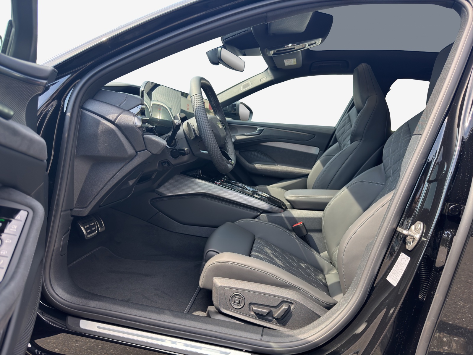 AUDI A6 Avant TDI quattro 220 kW S tronic-image-7