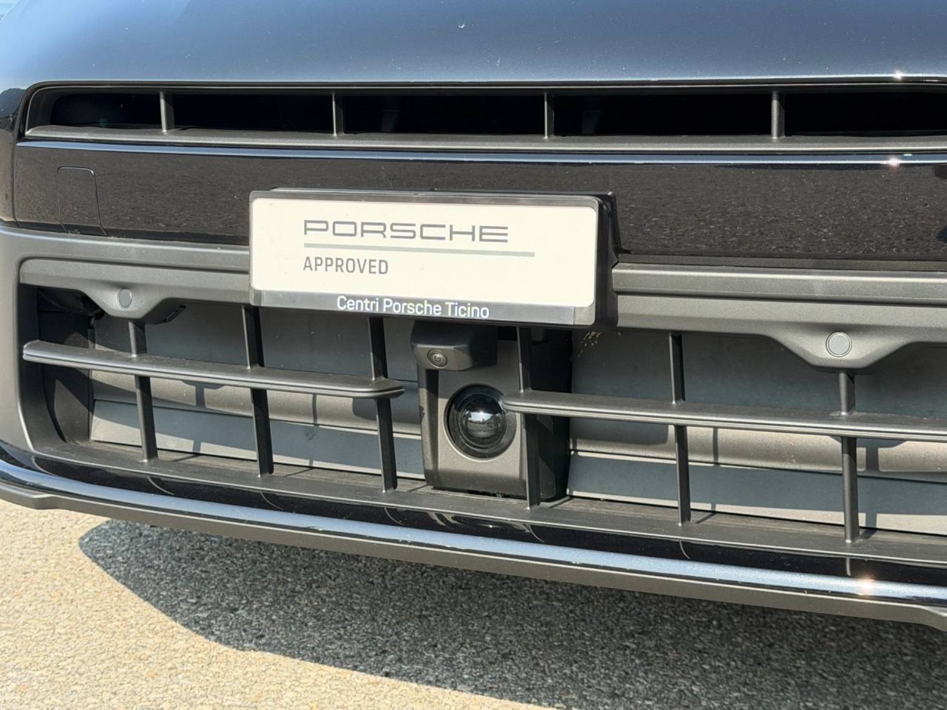 PORSCHE Panamera 4 E-Hybrid-image-14