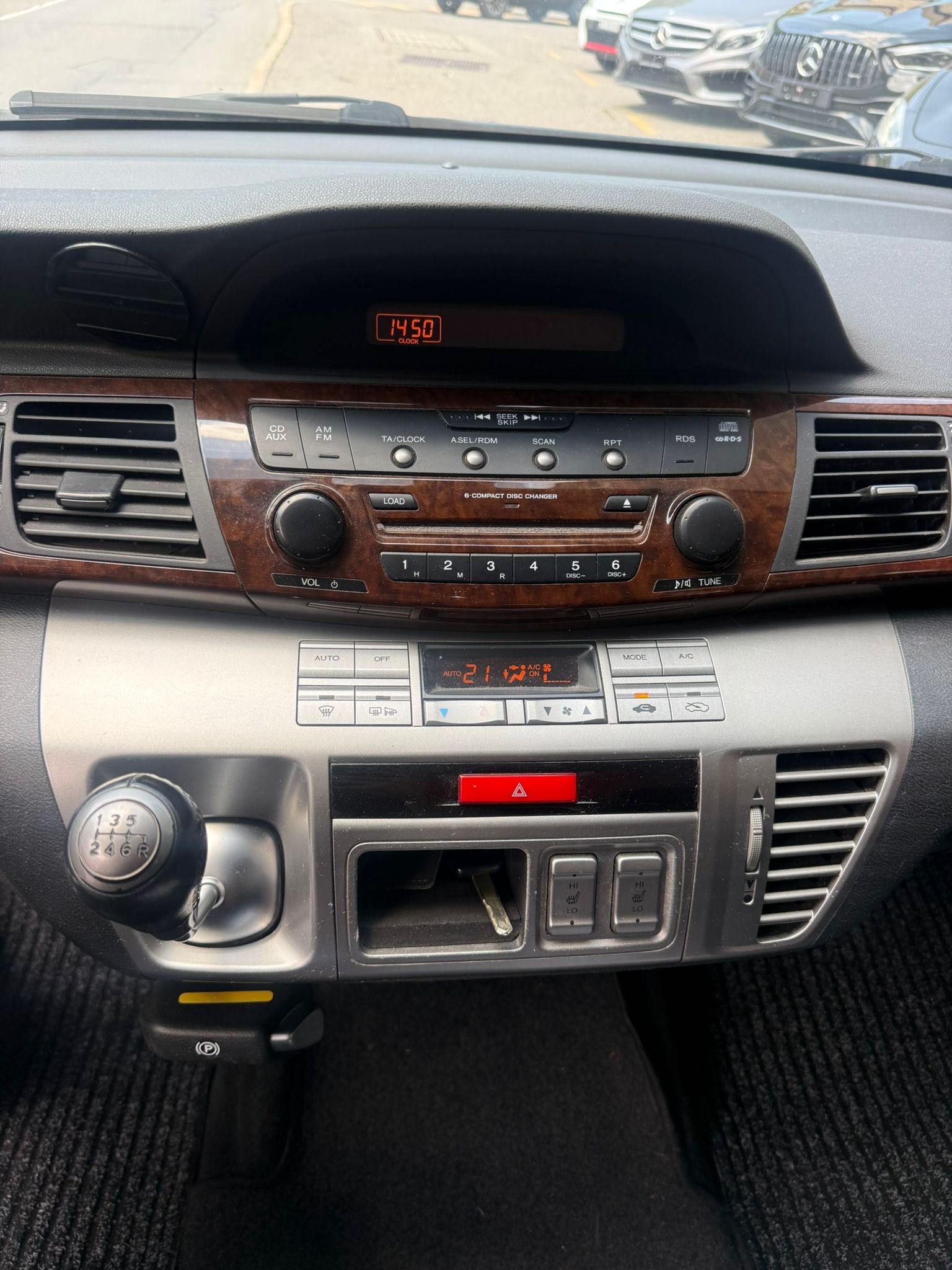 HONDA FR-V 2.2 i-CTDi Executive-image-10