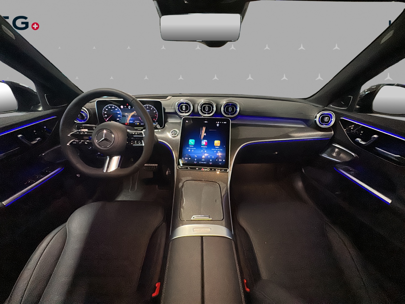 MERCEDES-BENZ C 300 4 Matic-image-11