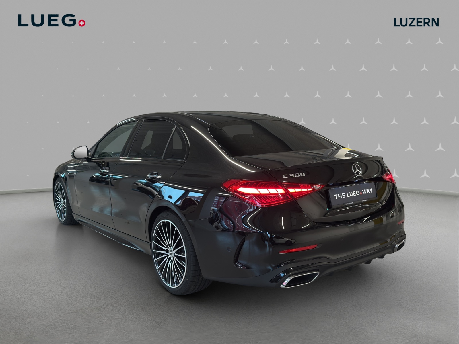 MERCEDES-BENZ C 300 4 Matic-image-2