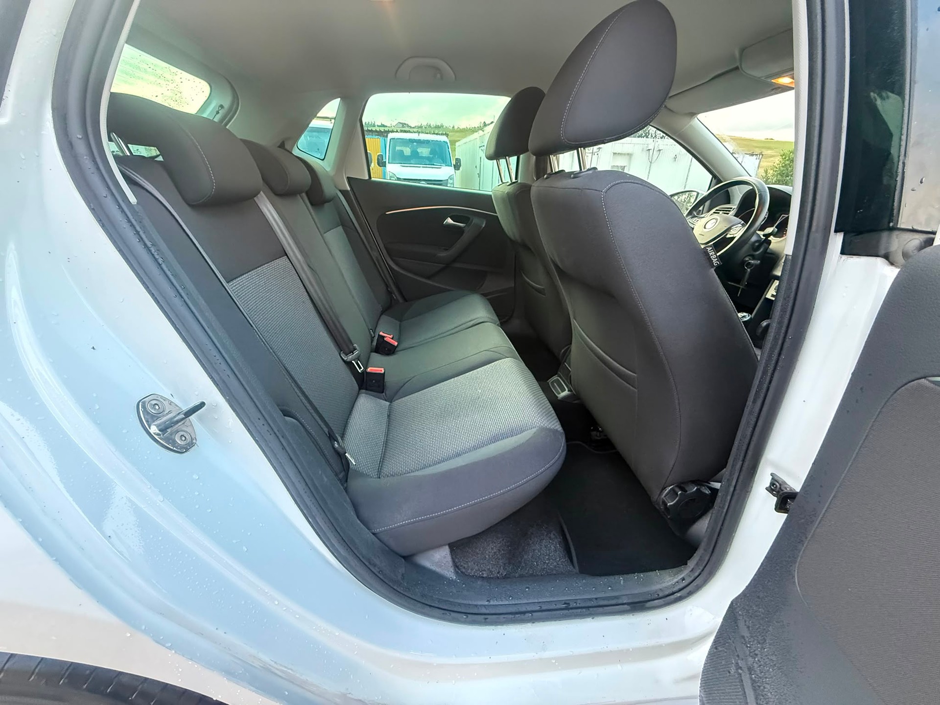 VW Polo 1.0 TSI BMT Highline-image-5