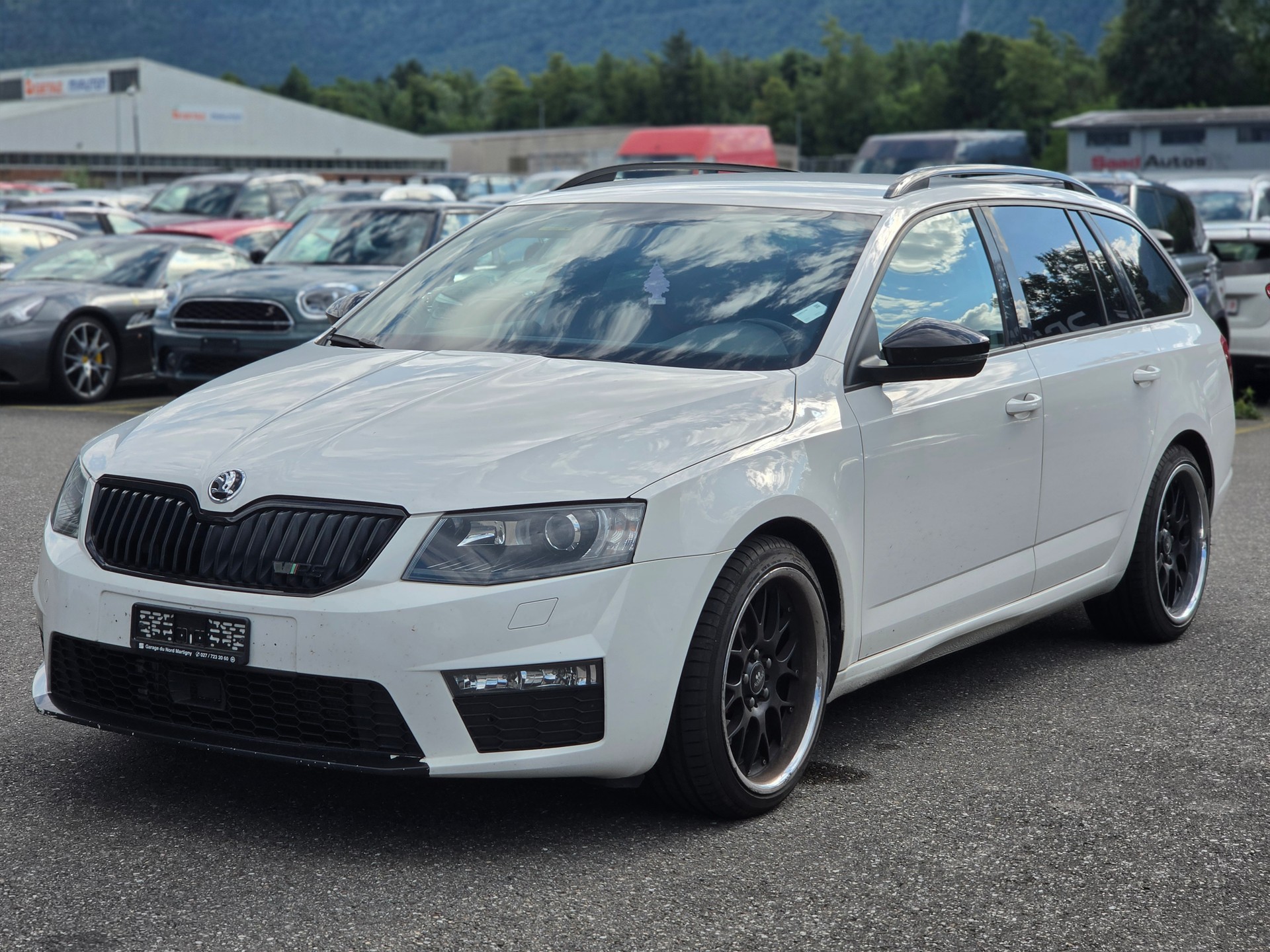 SKODA Octavia Combi 2.0 TDI RS 4x4 DSG-image-2