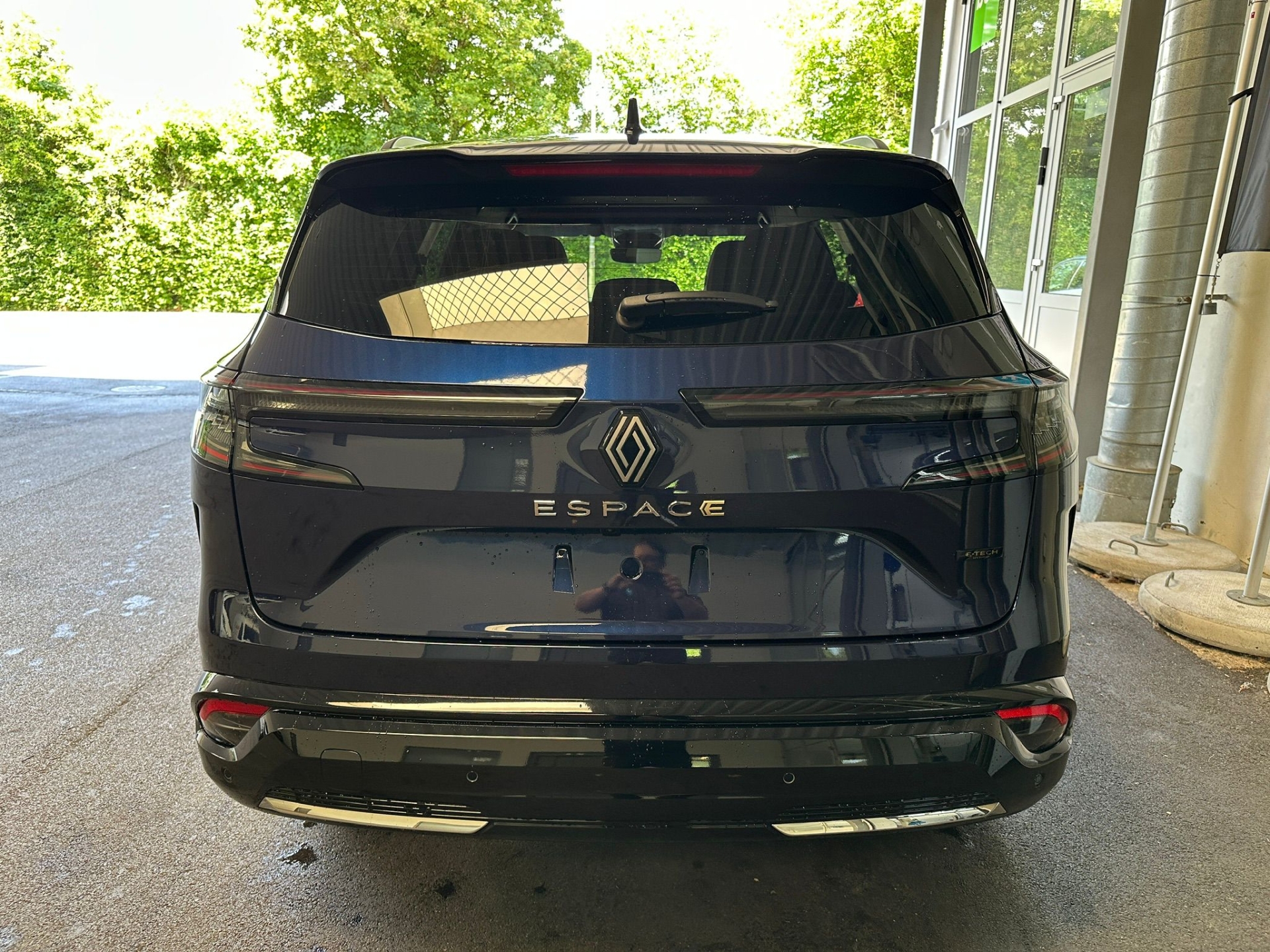 RENAULT Espace Full Hybrid E-Tech-image-3