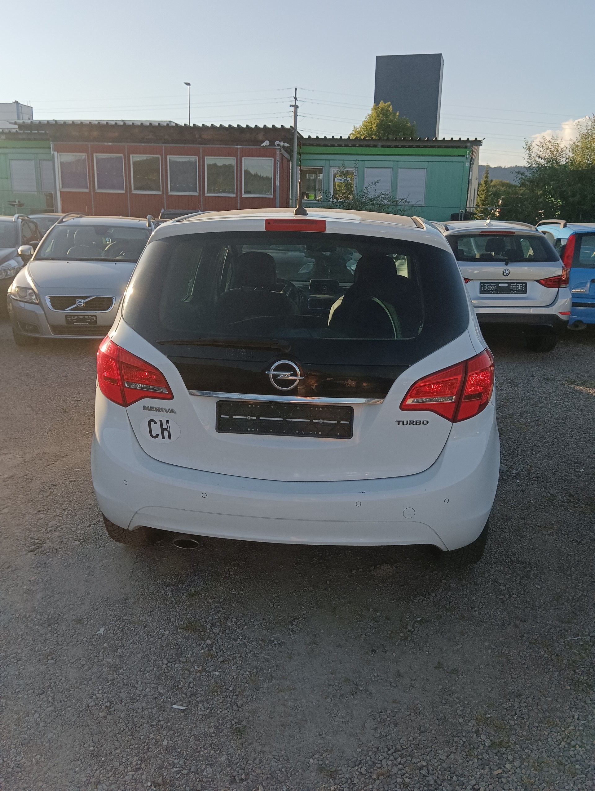 OPEL Meriva 1.4 Turbo Active Edition-image-4