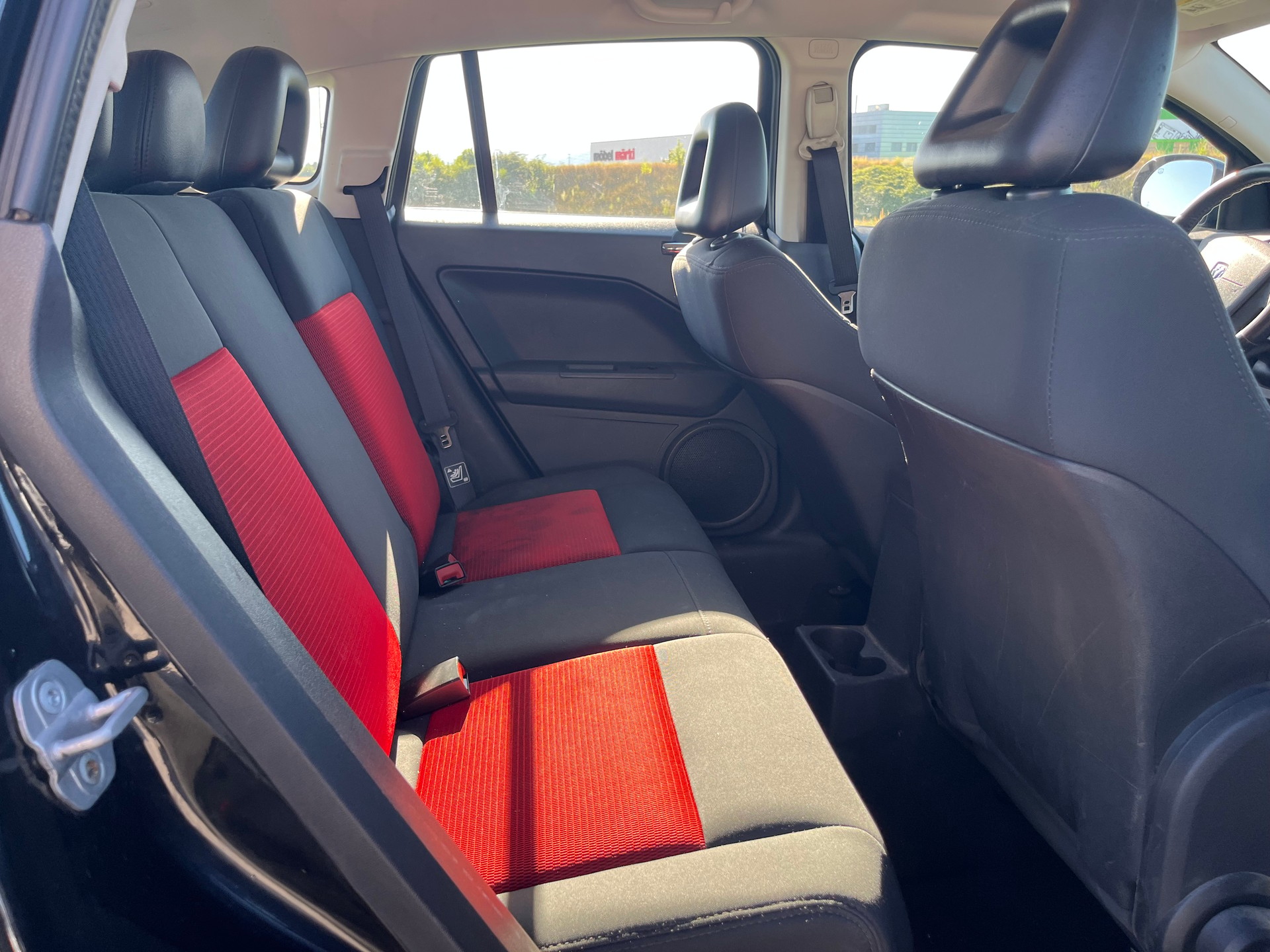 DODGE Caliber 2.0 CRD SXT-image-9