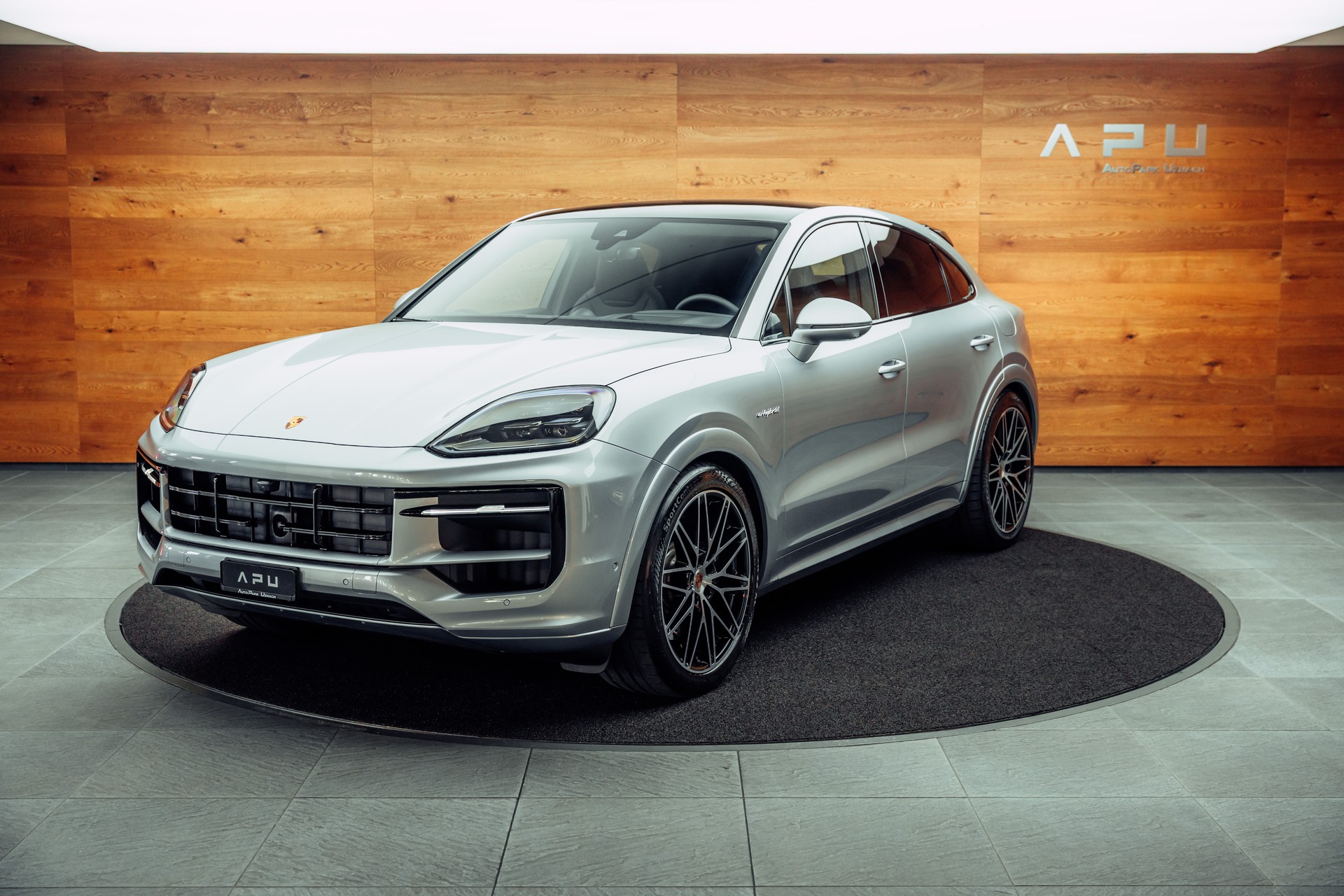 PORSCHE Cayenne S Coupé E-Hybrid Tiptronic Dolomitsilber-showroom-element-3