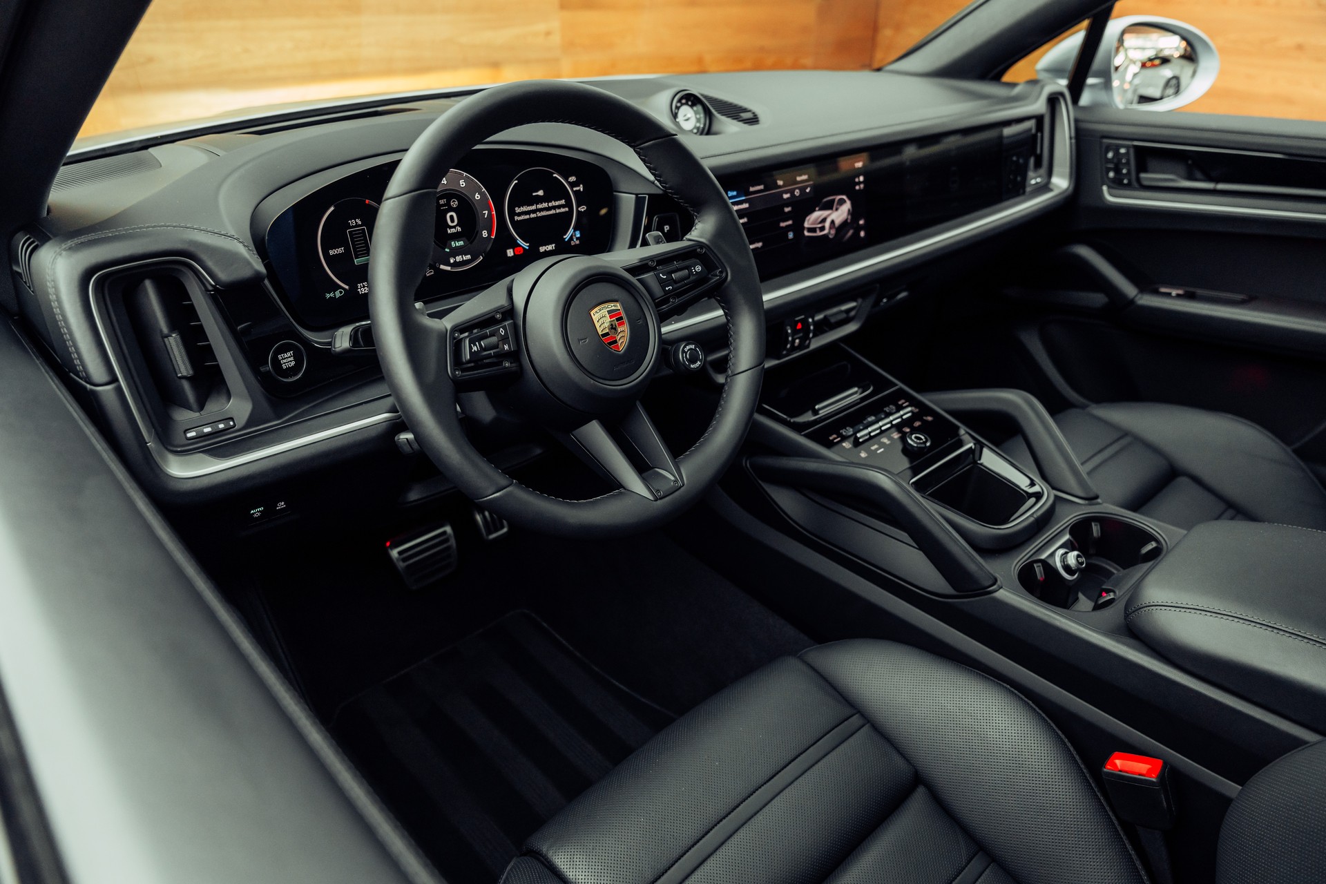 PORSCHE Cayenne S Coupé E-Hybrid Tiptronic Dolomitsilber-image-15