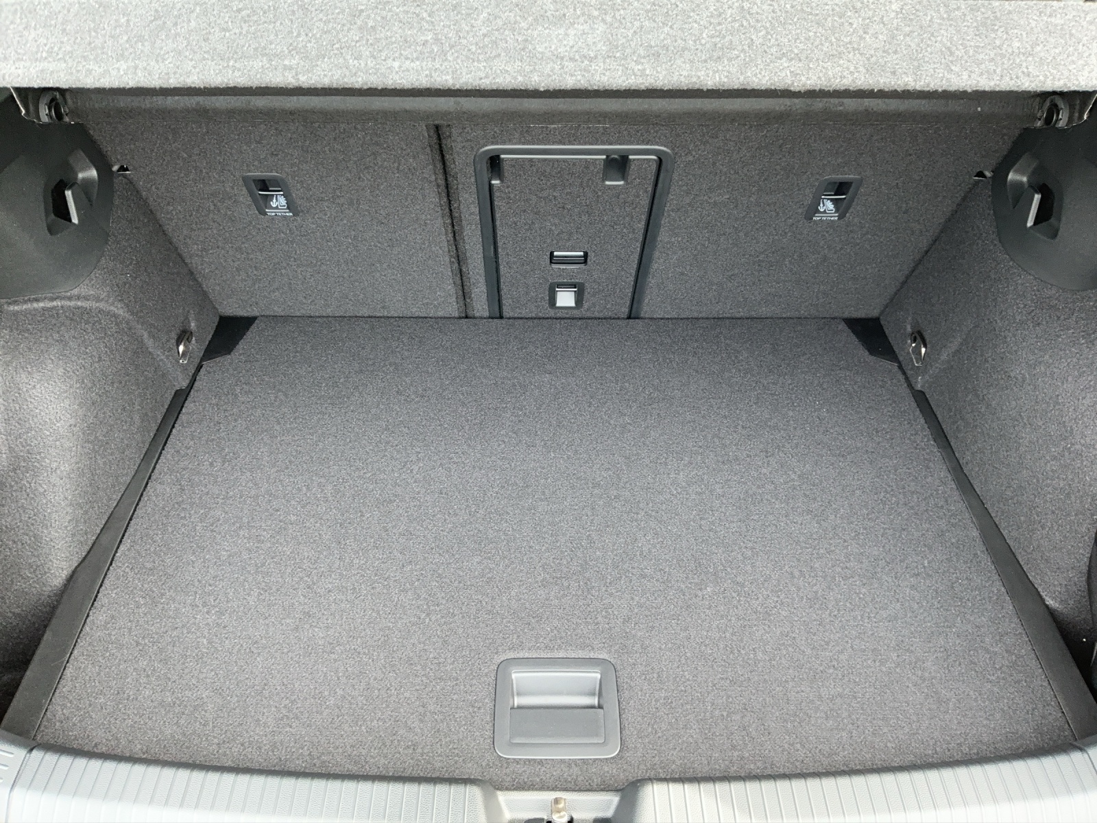VW Golf 1.5 e TSI mHEV United DSG-image-11