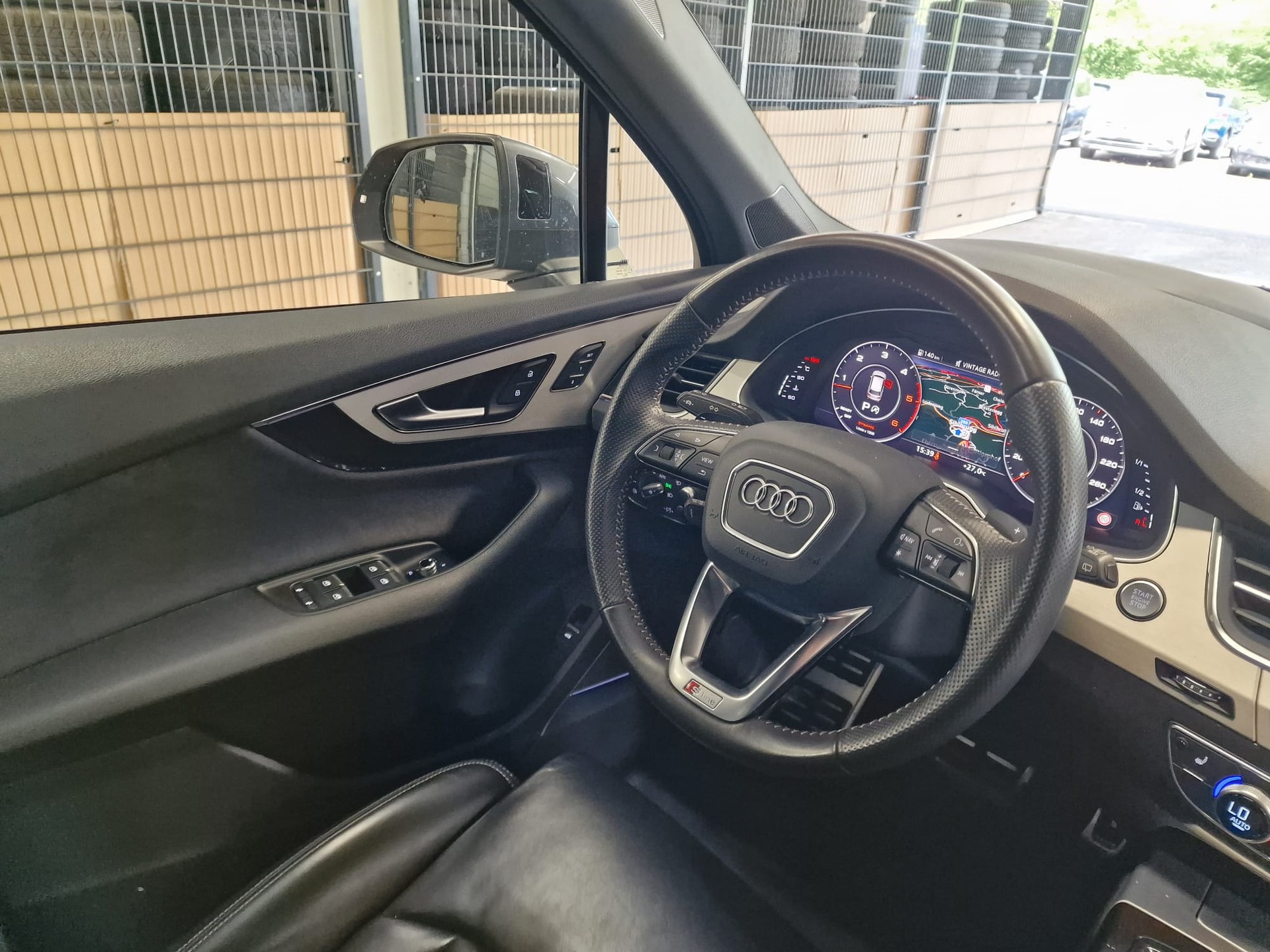 AUDI Q7 3.0 TDI quattro tiptronic-image-7