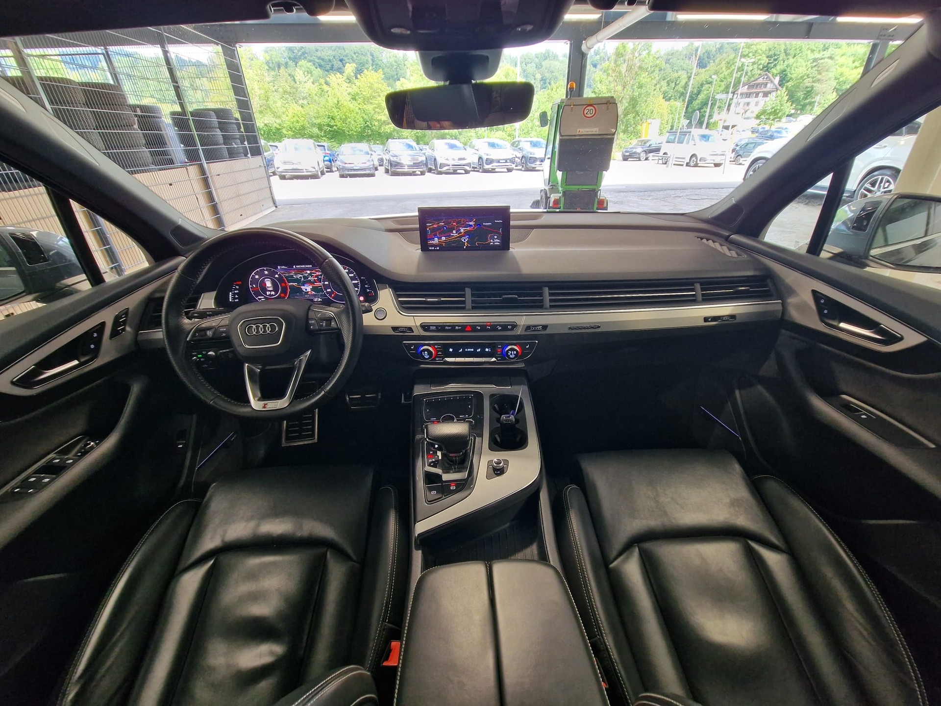 AUDI Q7 3.0 TDI quattro tiptronic-image-8