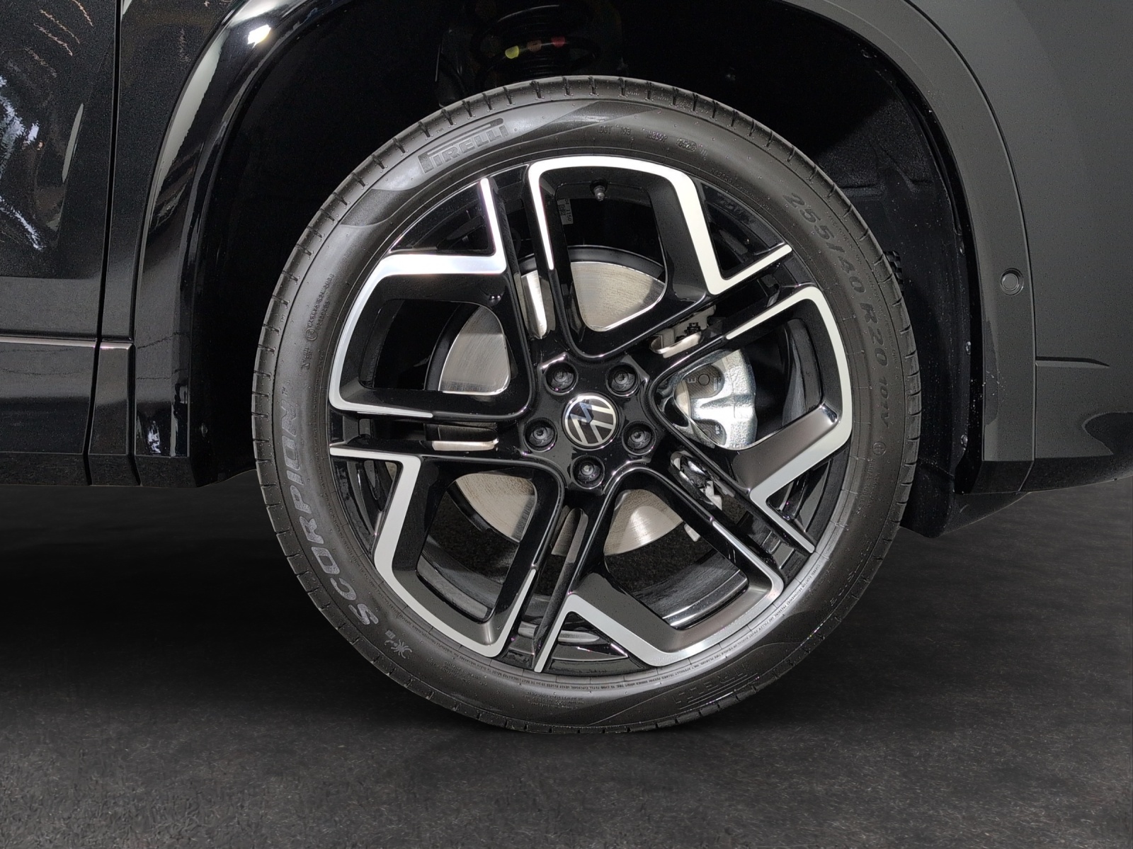 VW Tayron 2.0 TSI R-Line DSG 4Motion-image-4