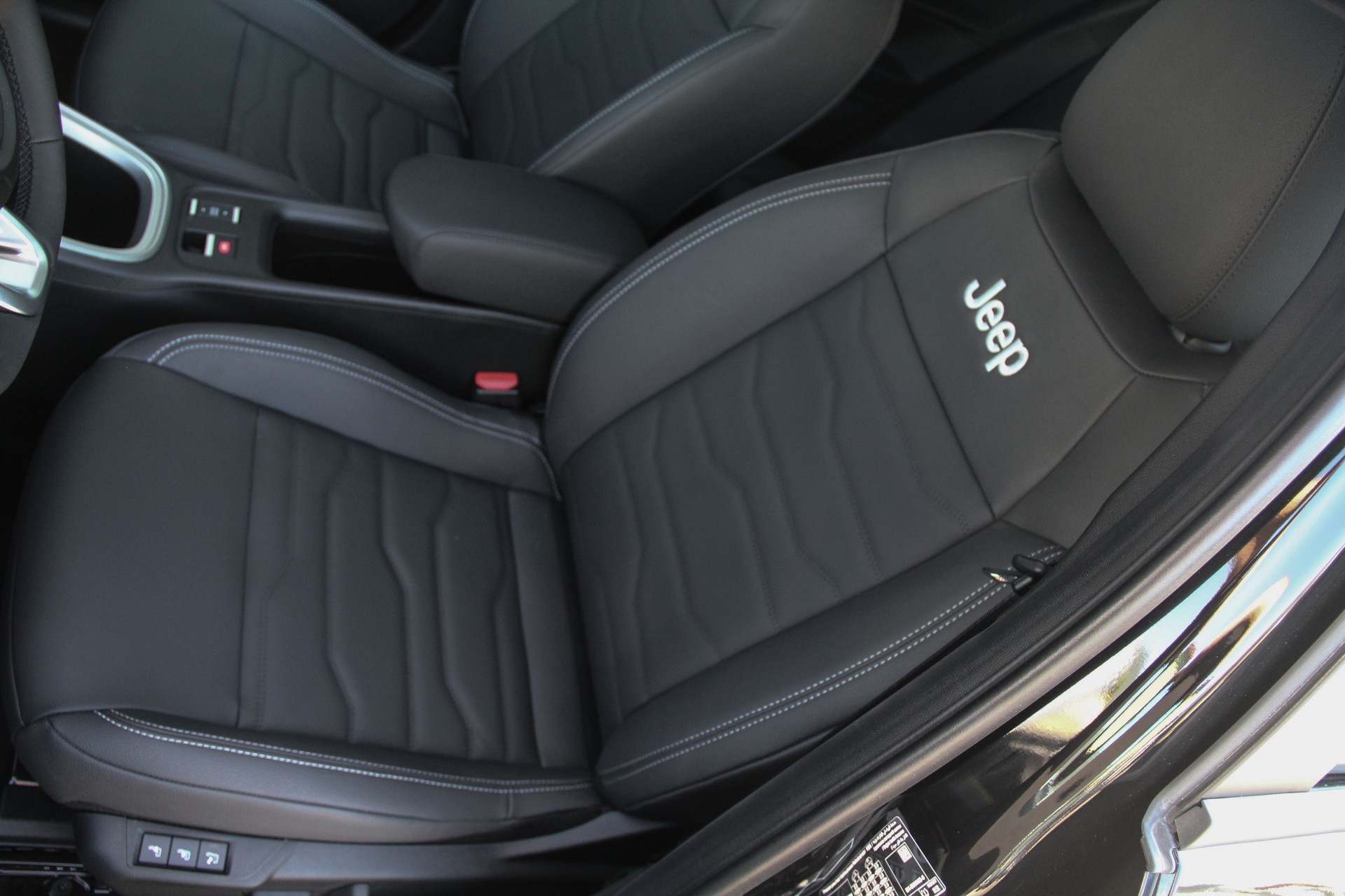 JEEP Avenger 1.2 Turbo MHEV Summit Sky ⭐⭐⭐⭐⭐-image-6