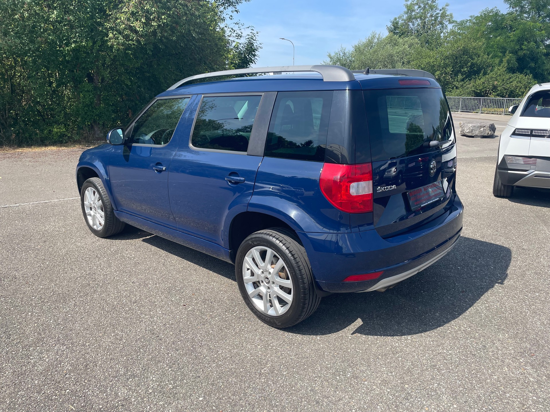 SKODA Yeti 1.4 TSI Active 4x2 DSG-image-4