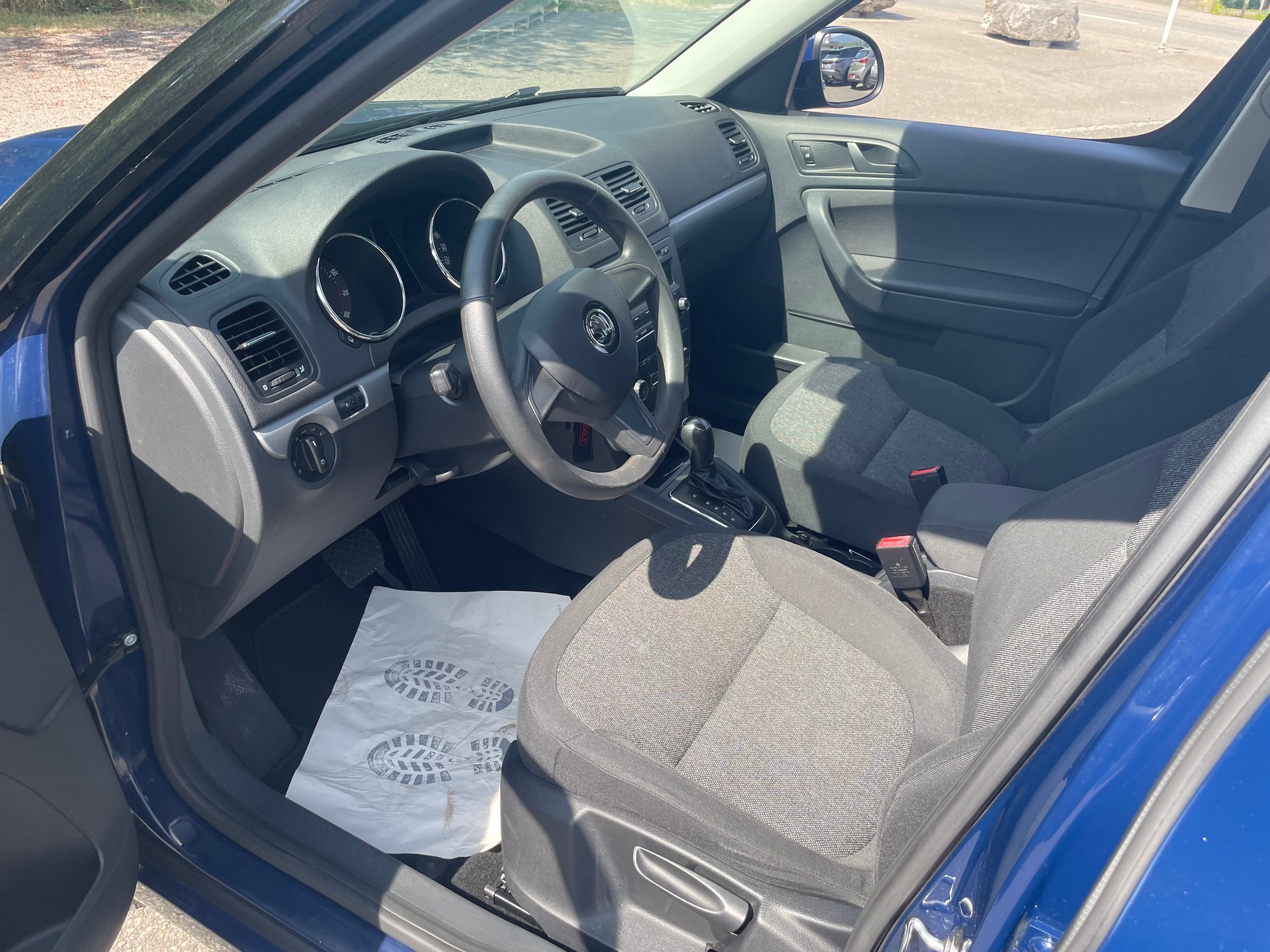 SKODA Yeti 1.4 TSI Active 4x2 DSG-image-7