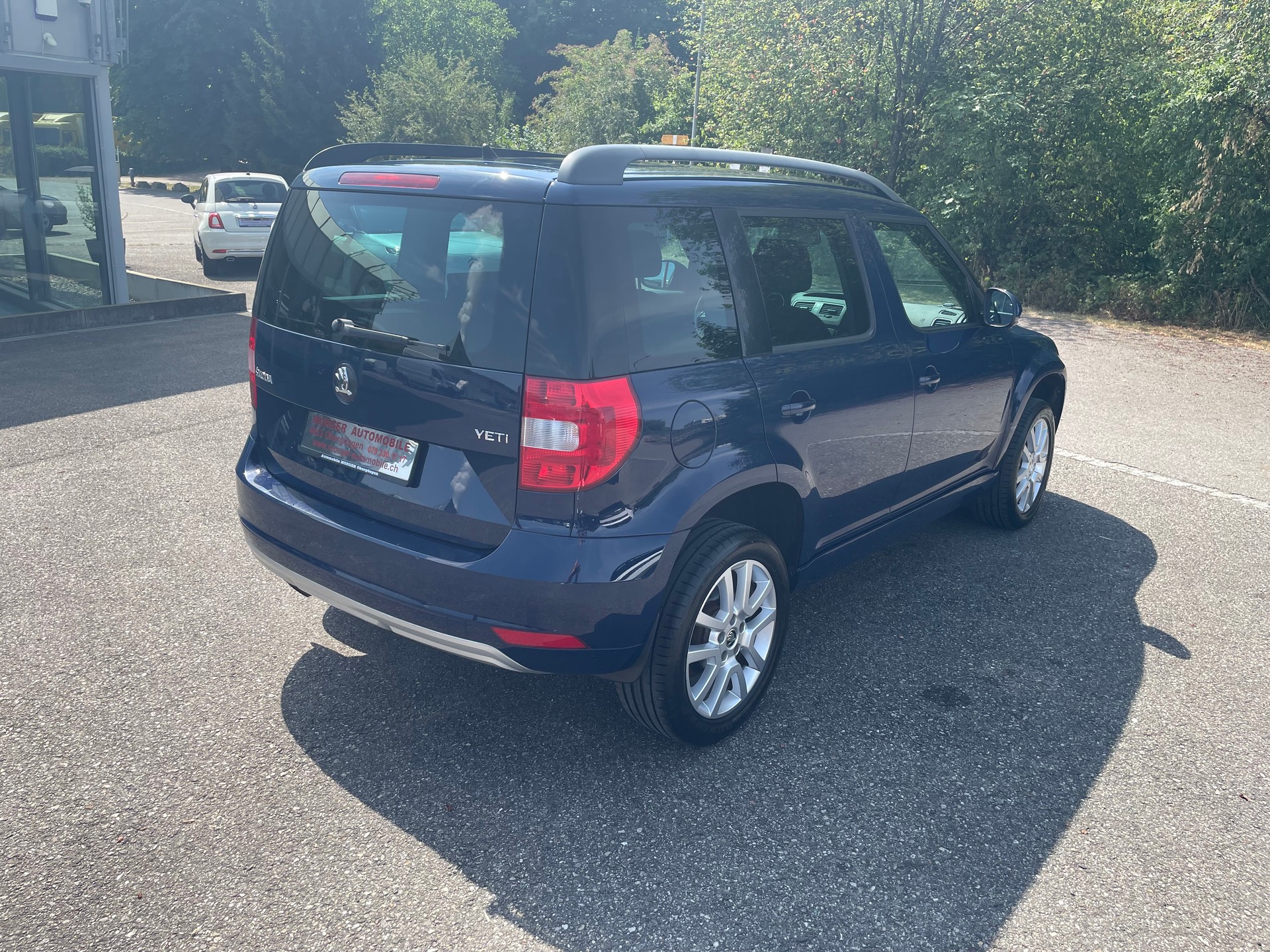 SKODA Yeti 1.4 TSI Active 4x2 DSG-image-5