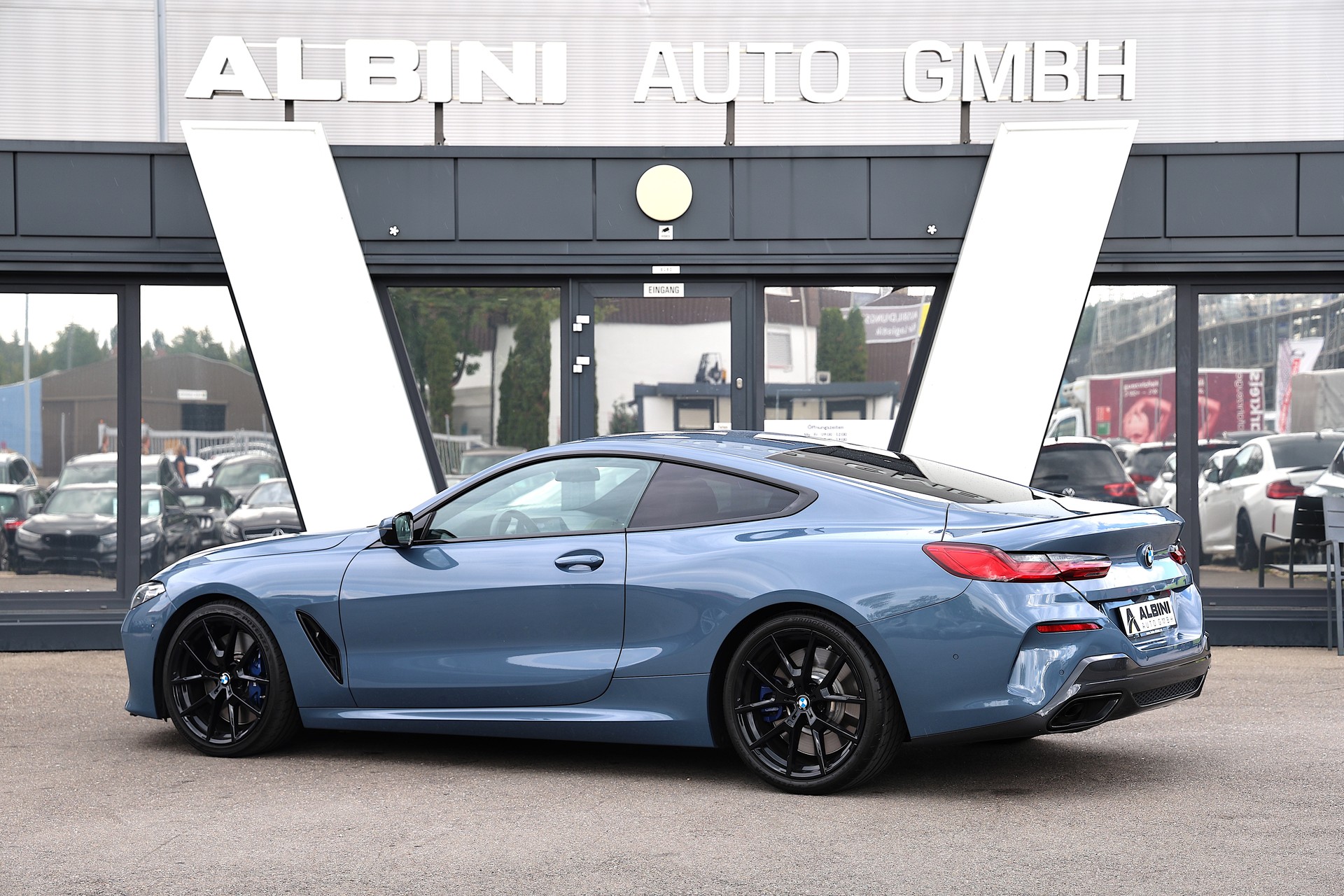 BMW M850i xDrive Coupé-image-4