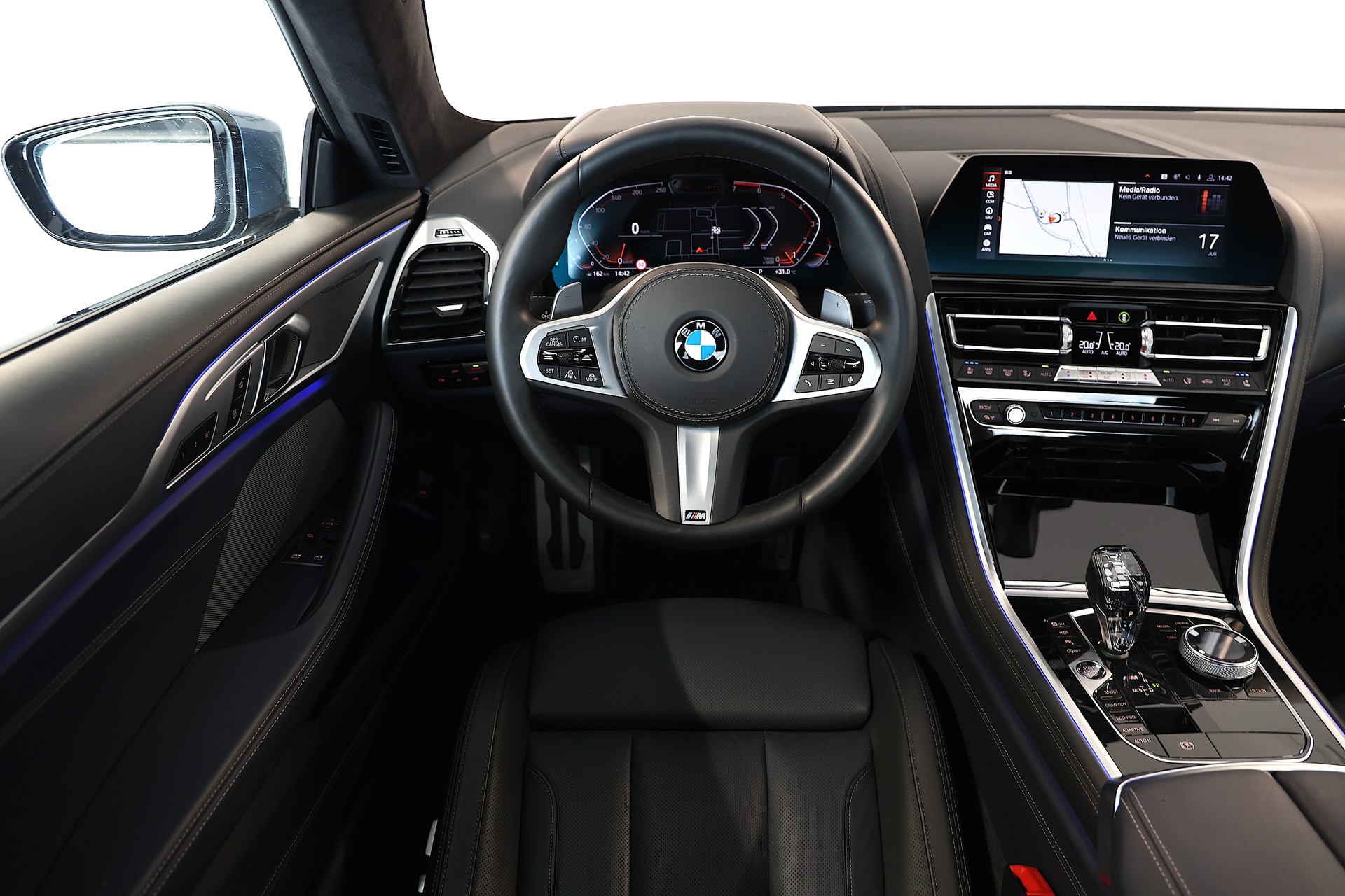 BMW M850i xDrive Coupé-image-8