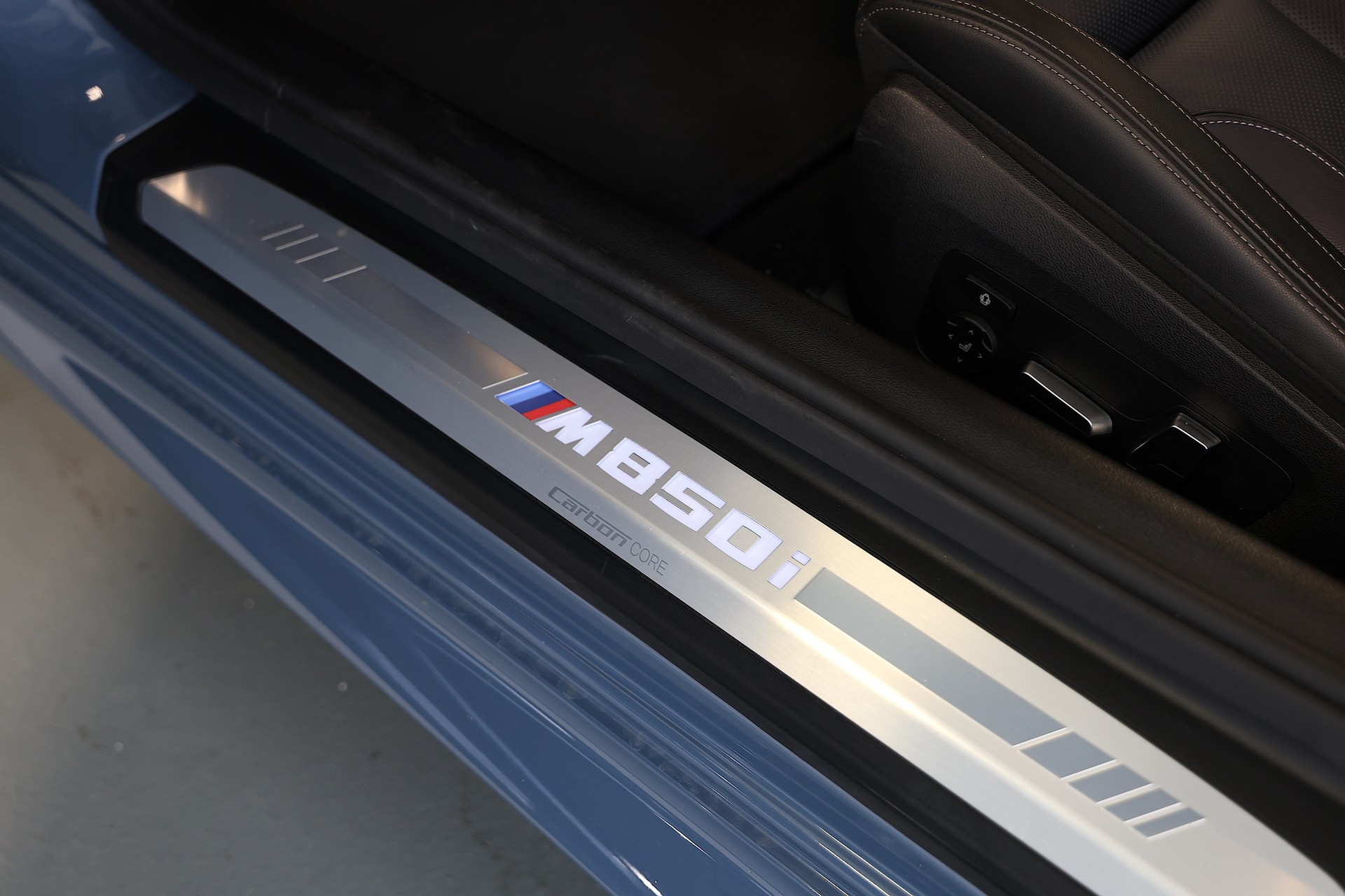 BMW M850i xDrive Coupé-image-11