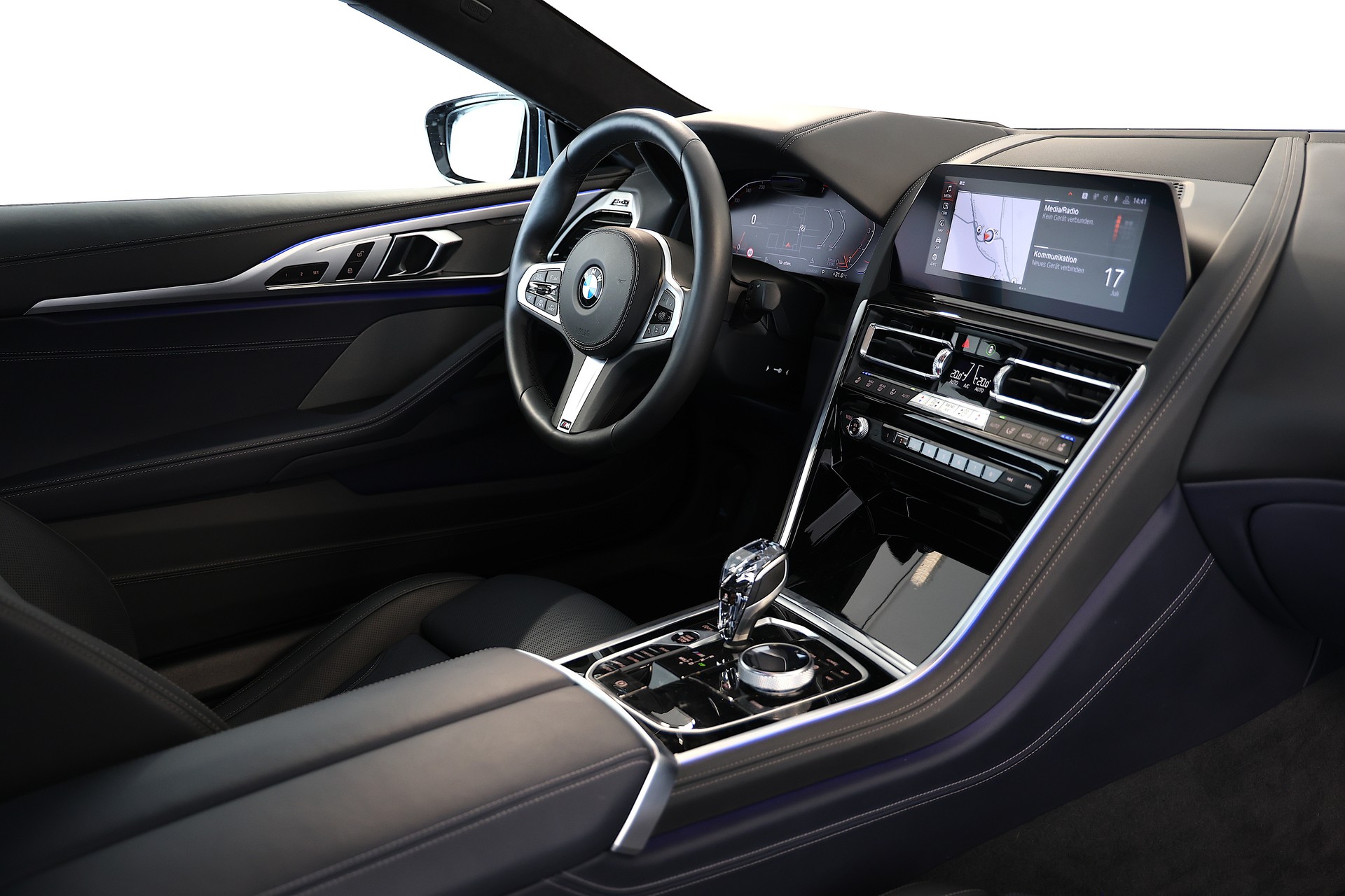 BMW M850i xDrive Coupé-image-14