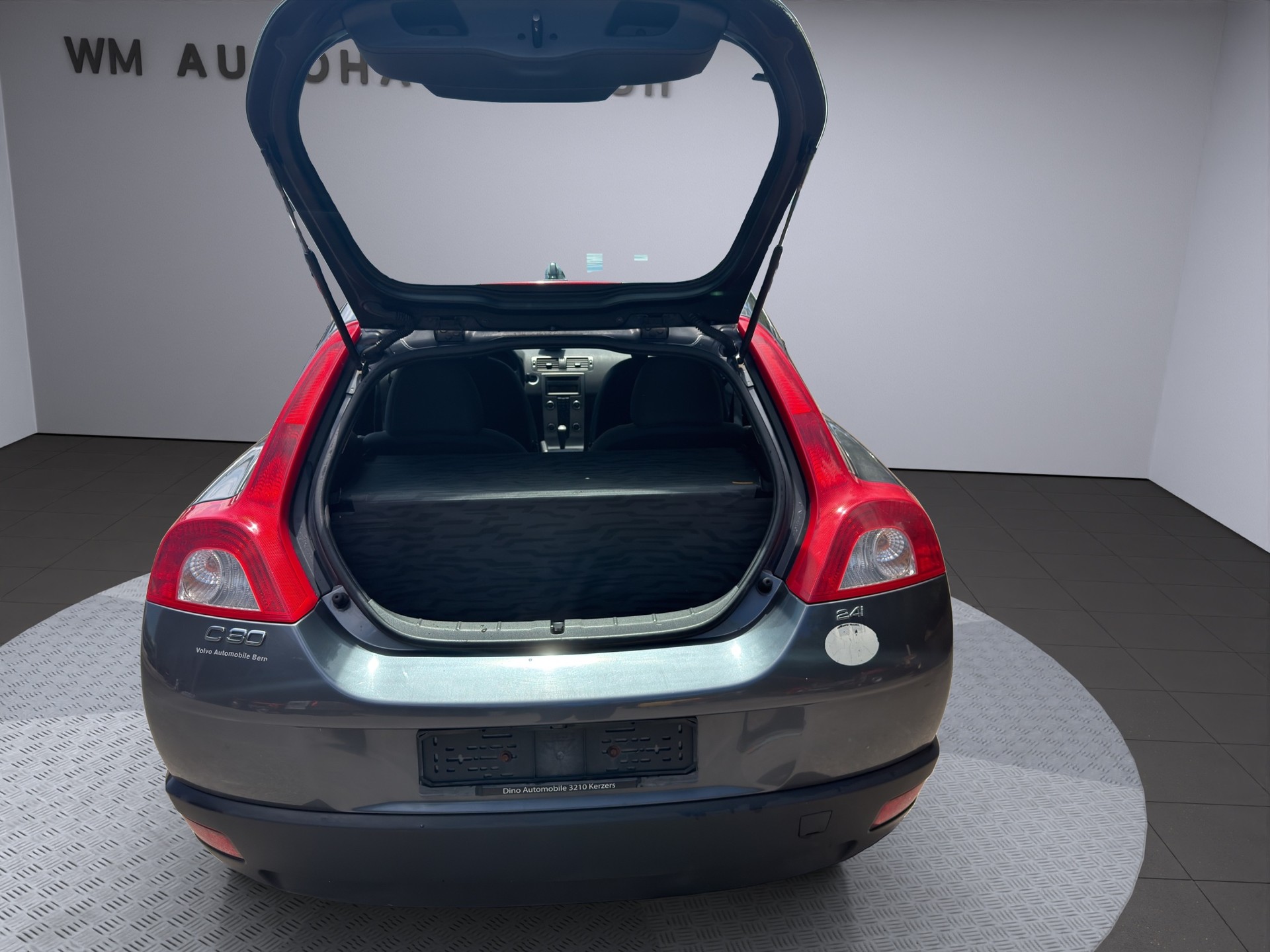 VOLVO C30 2.4I-image-14