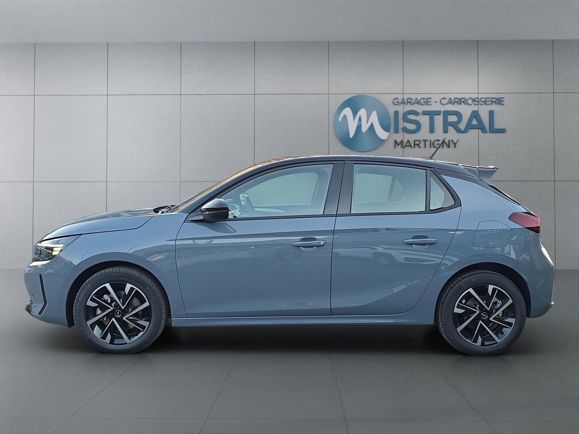 OPEL Corsa 1.2 T Hybrid Viva-image-1