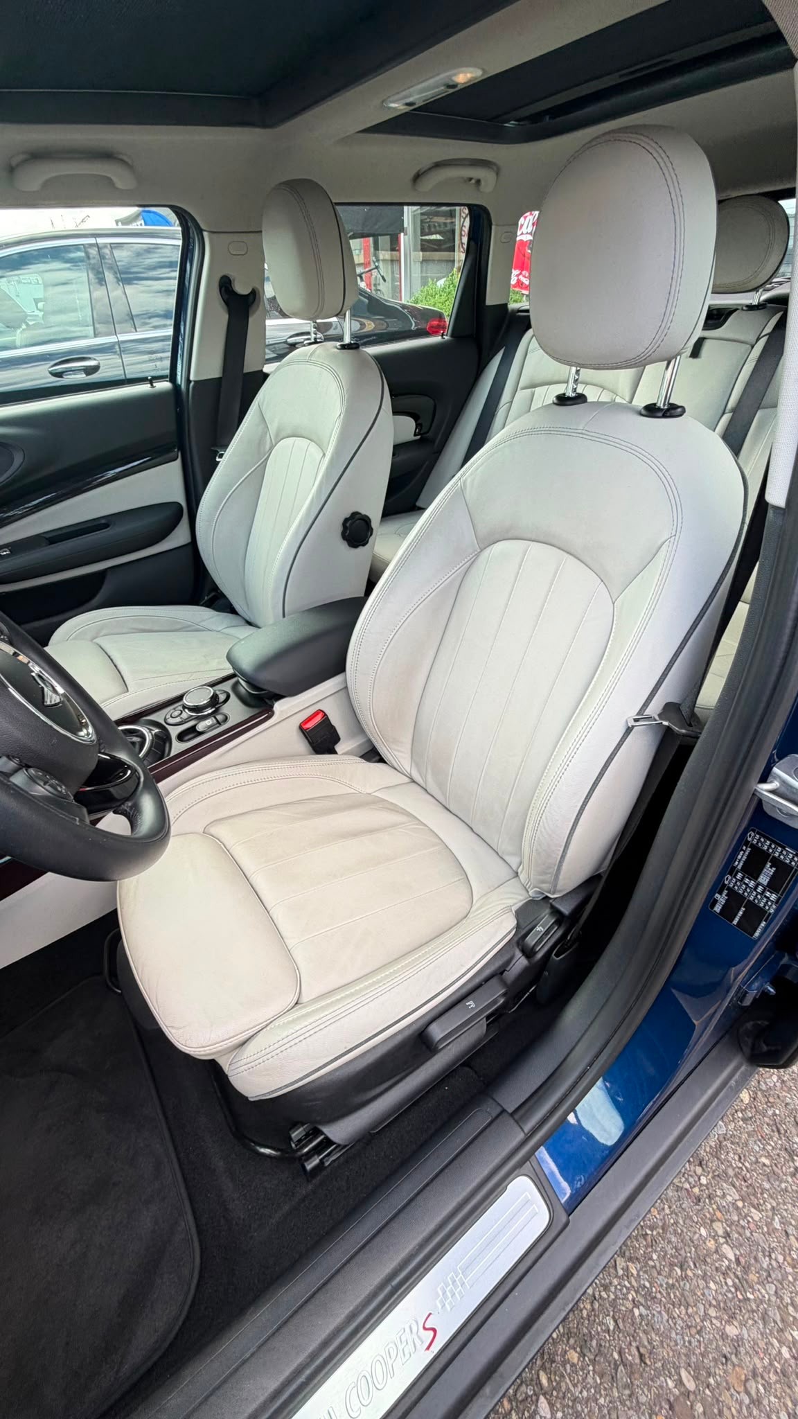 MINI Clubman Cooper S-image-12