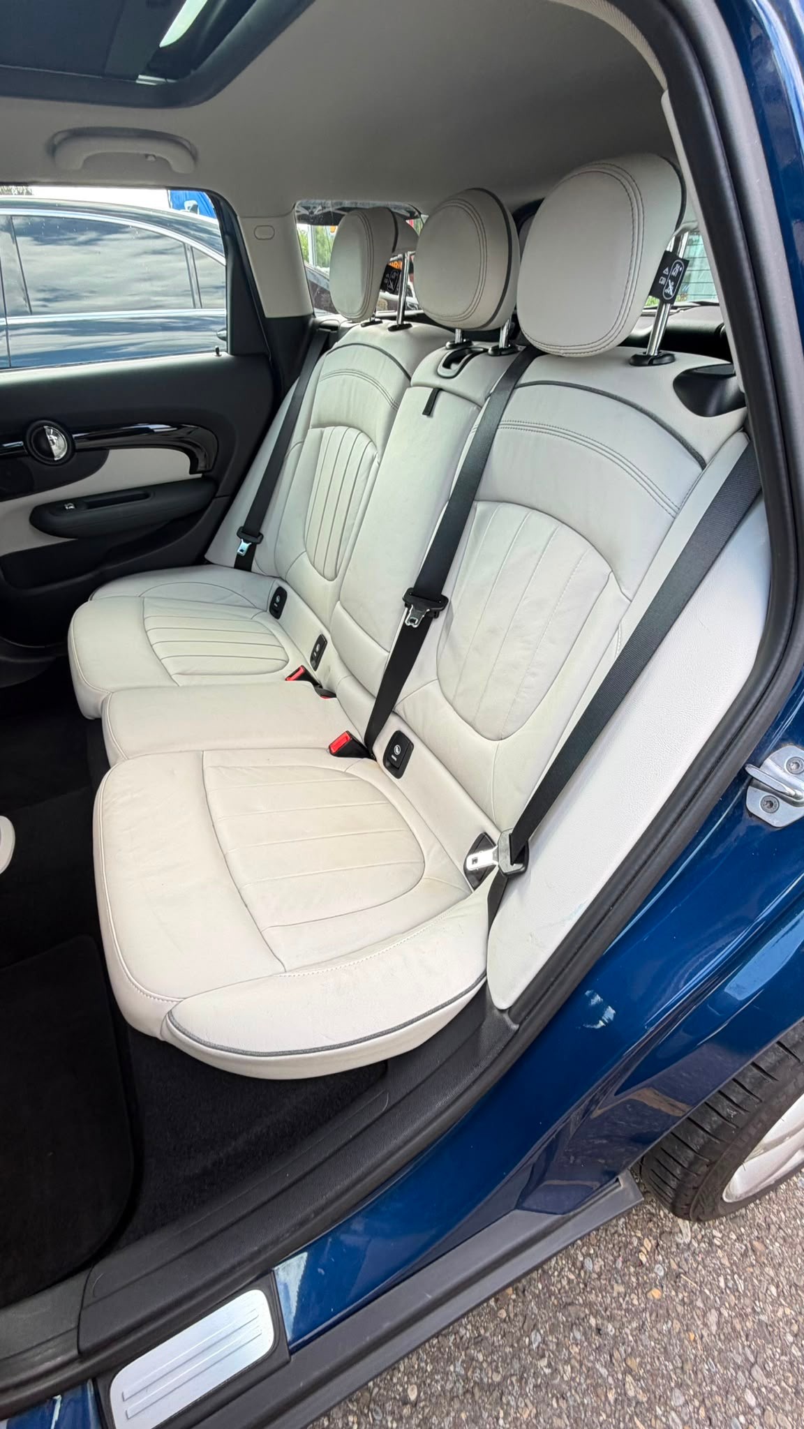 MINI Clubman Cooper S-image-7