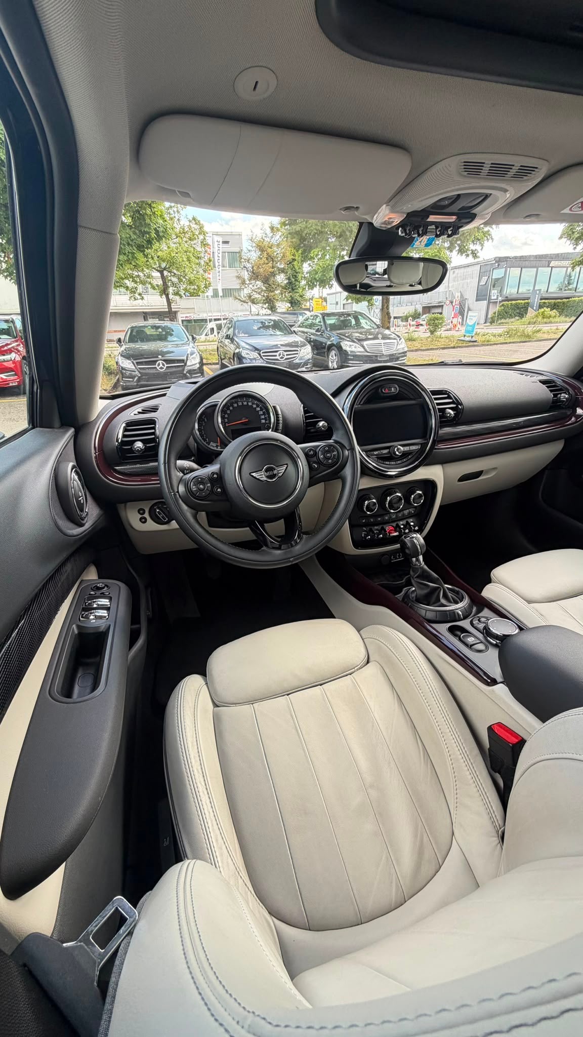 MINI Clubman Cooper S-image-10