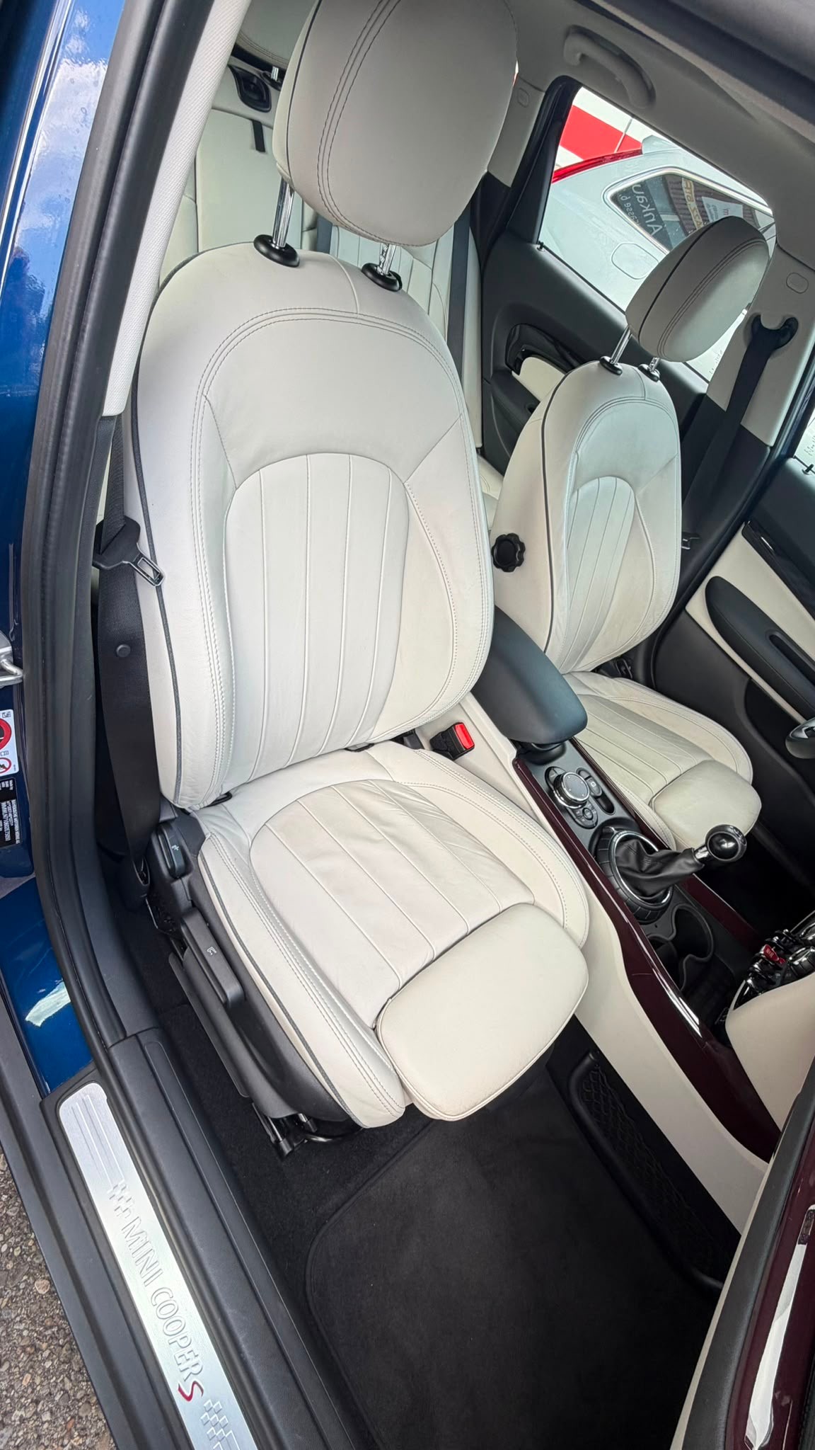 MINI Clubman Cooper S-image-11