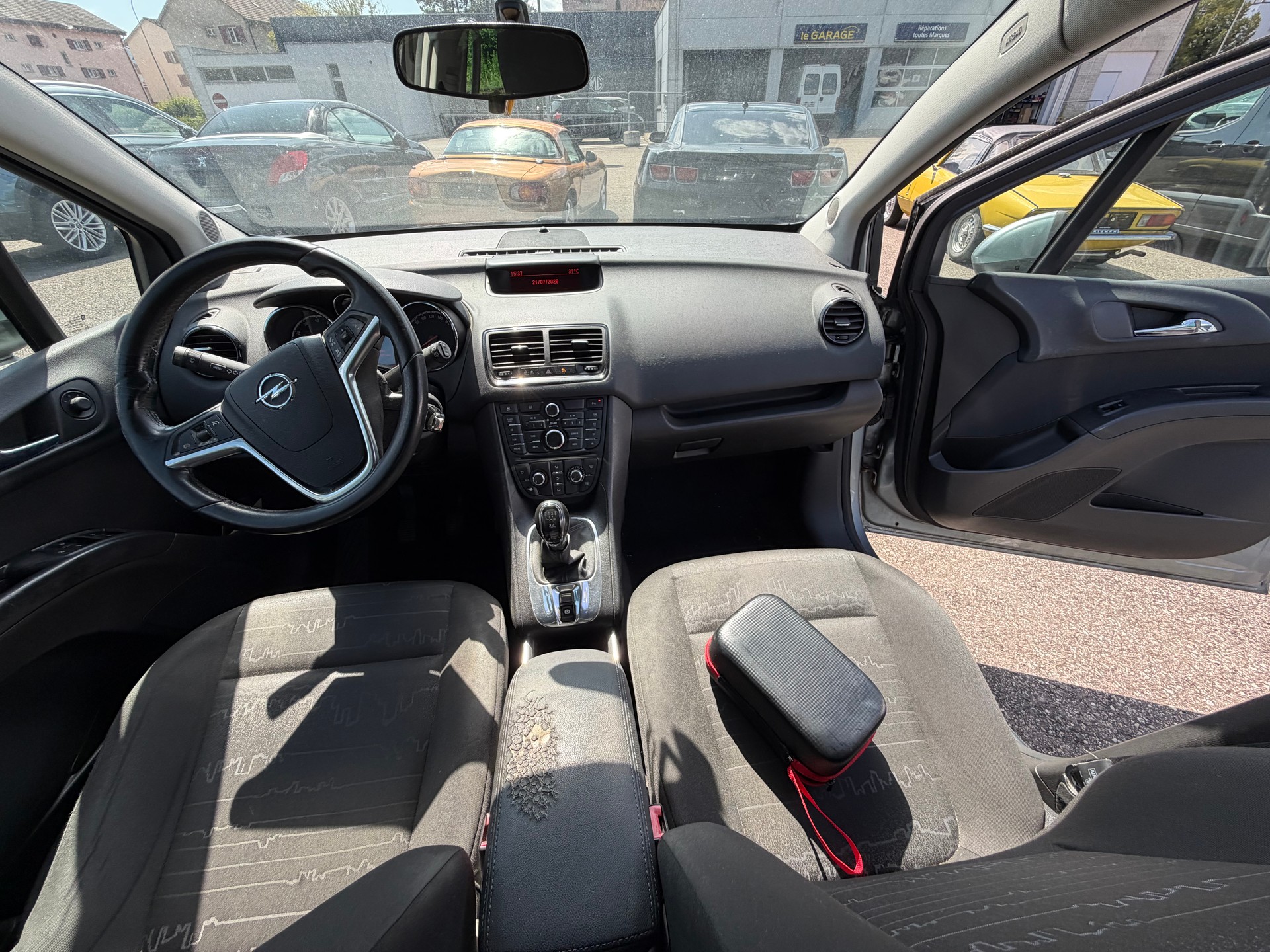 OPEL Meriva 1.4 Turbo-image-9