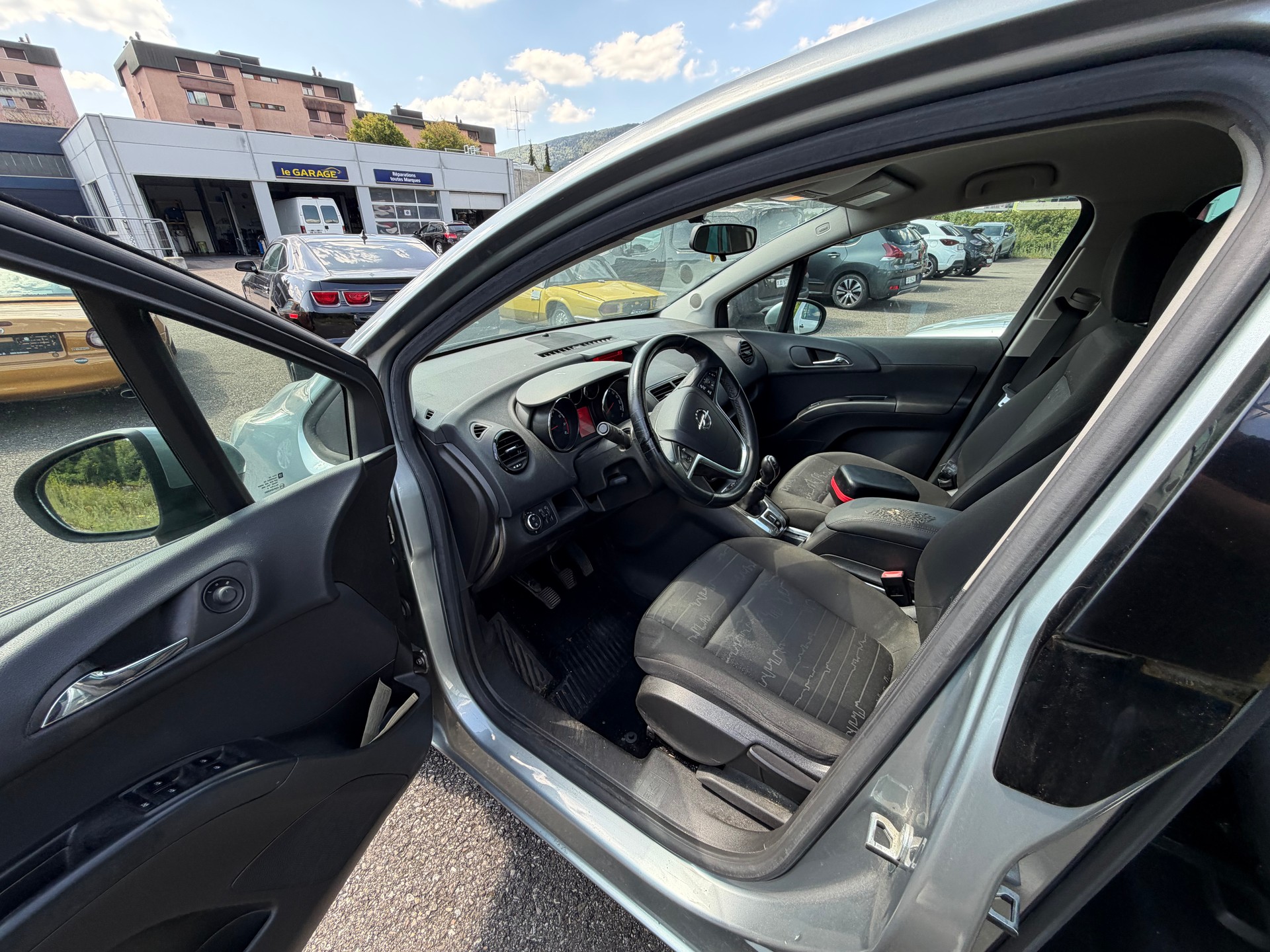 OPEL Meriva 1.4 Turbo-image-12