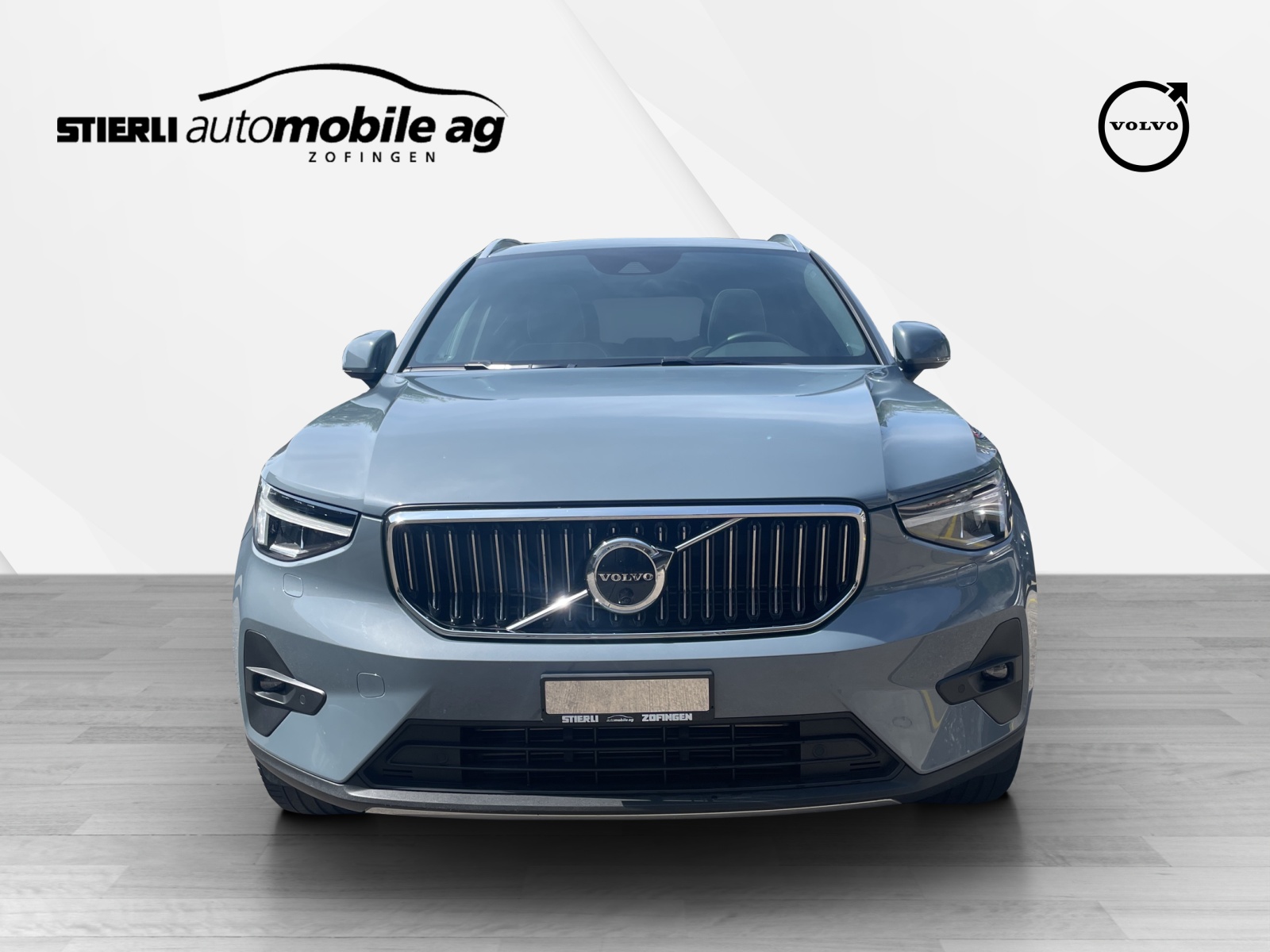 VOLVO XC40 1.5 T5 PiH Ultimate Bright-image-1