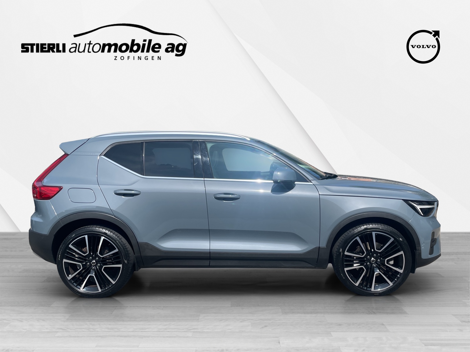 VOLVO XC40 1.5 T5 PiH Ultimate Bright-image-3