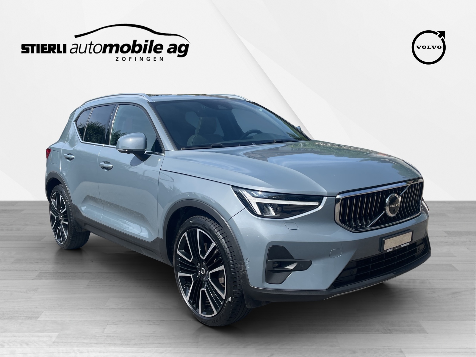 VOLVO XC40 1.5 T5 PiH Ultimate Bright-image-2