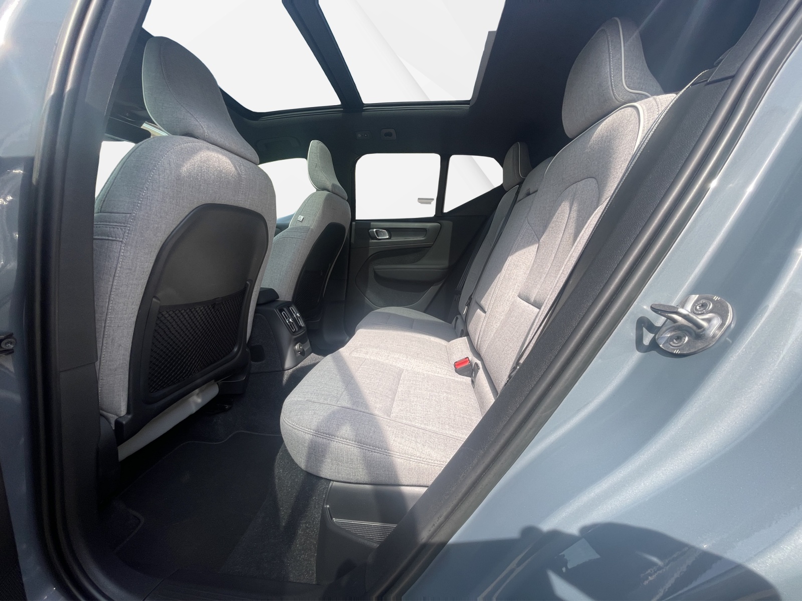 VOLVO XC40 1.5 T5 PiH Ultimate Bright-image-13