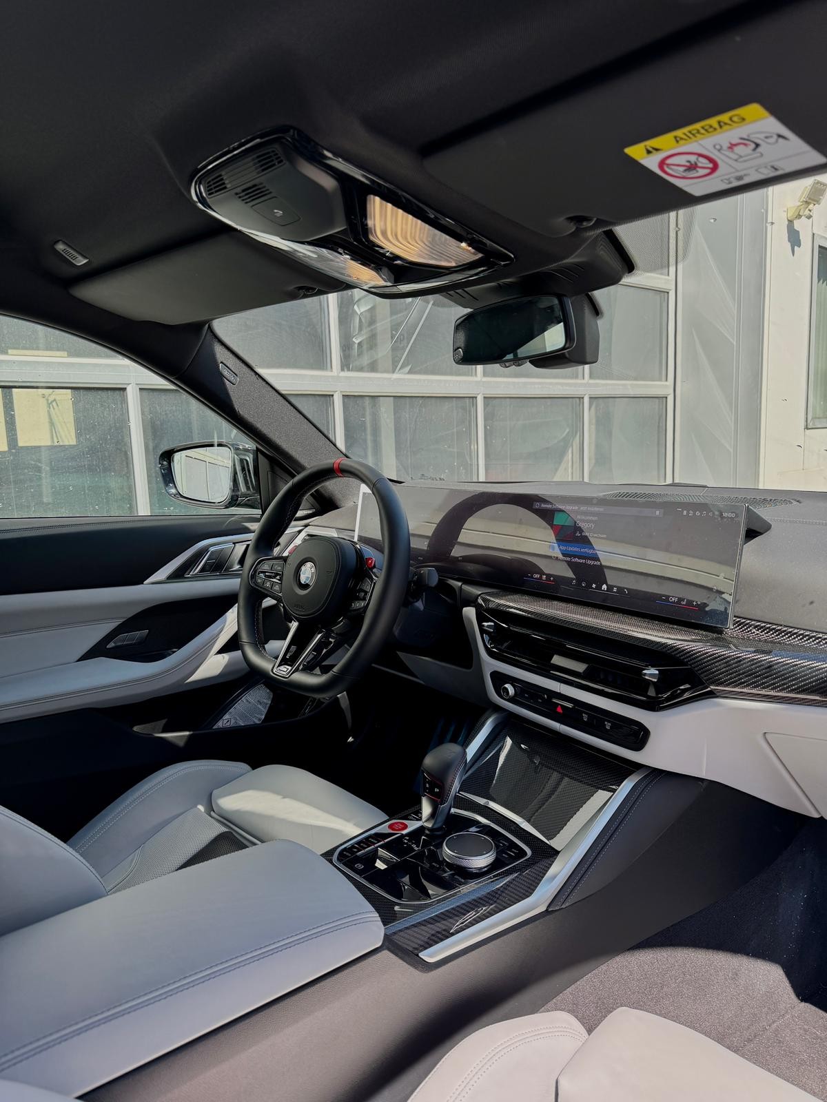 BMW M4 Competition xDrive-image-4