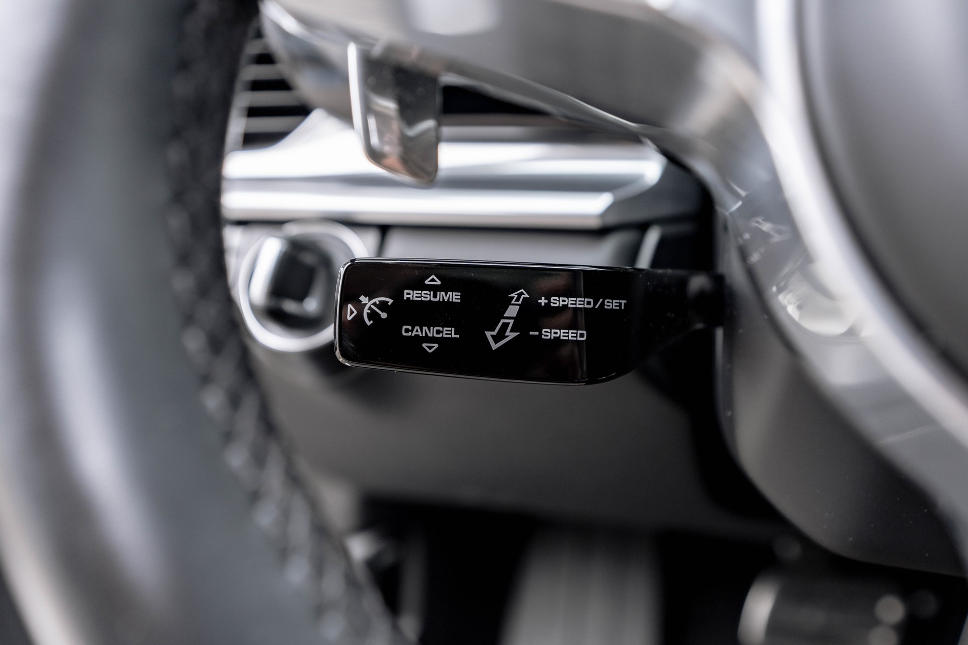PORSCHE Panamera 4 E-Hybrid Sport Turismo PDK * FRISCH AB MFK * NEUE BREMSEN * AB GROSSEM PORSCHE SERVICE *-image-10